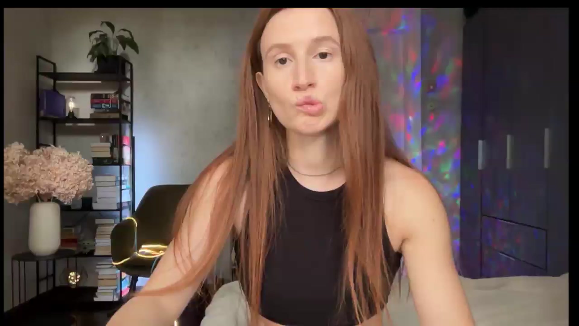 Gallery image thumbnail from LovelyBvnny's myfreecams stream on, 09/01/2026, 14:14 image 10 of 20