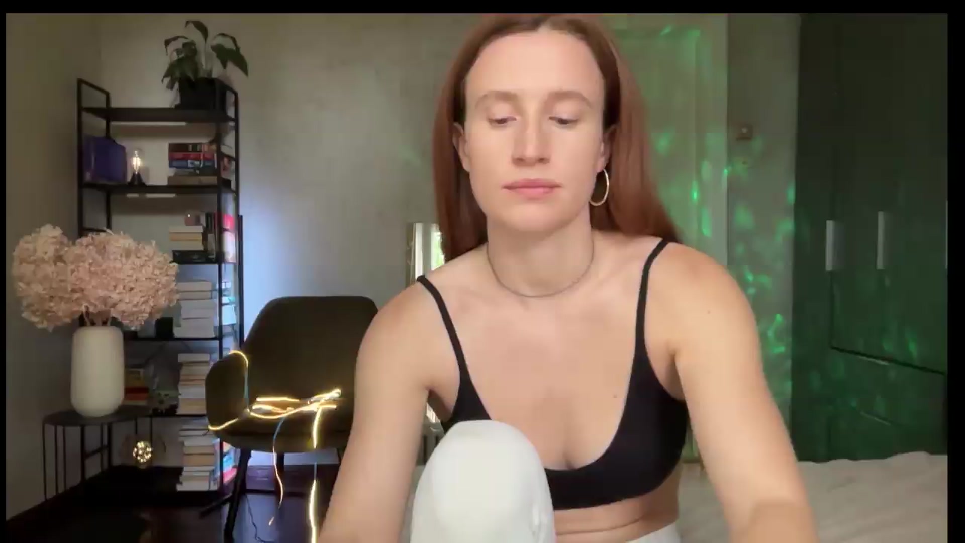 Gallery image thumbnail from LovelyBvnny's myfreecams stream on, 09/01/2026, 14:14 image 15 of 20
