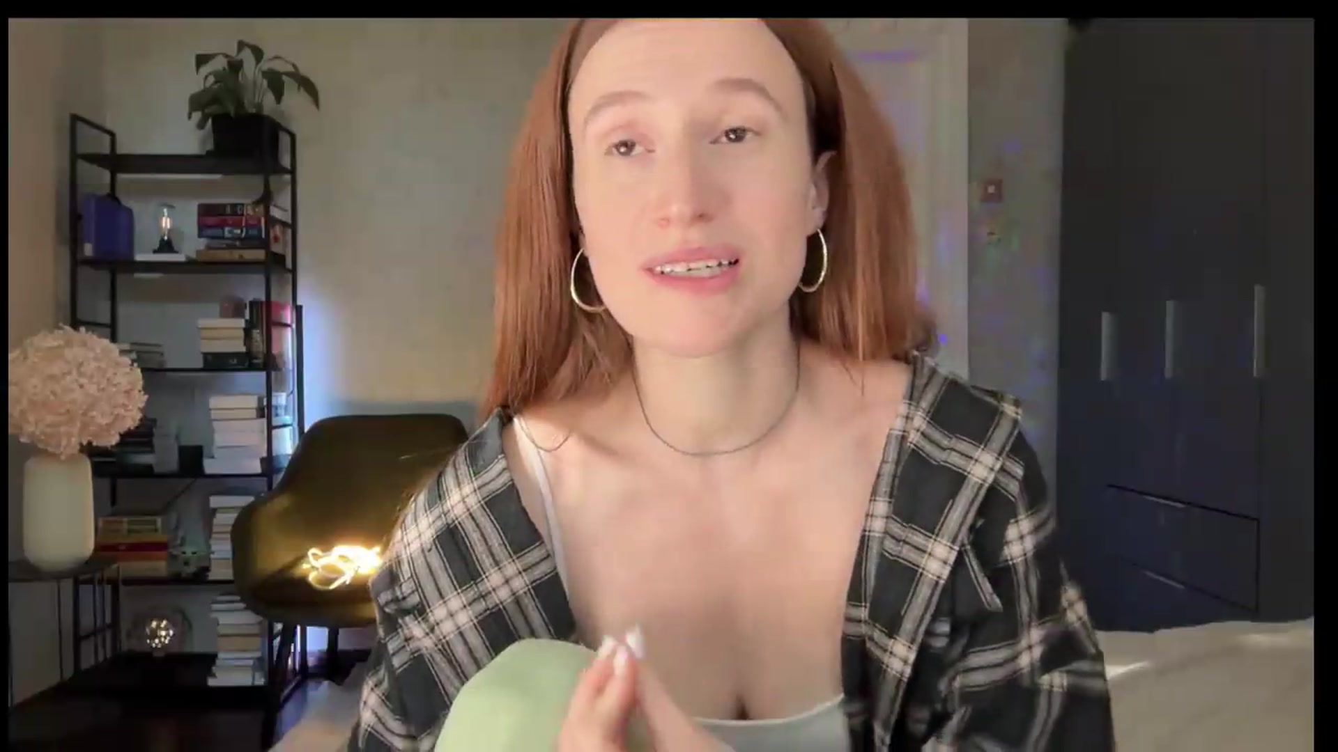 Gallery image thumbnail from LovelyBvnny's myfreecams stream on, 09/08/2026, 14:55 image 5 of 20
