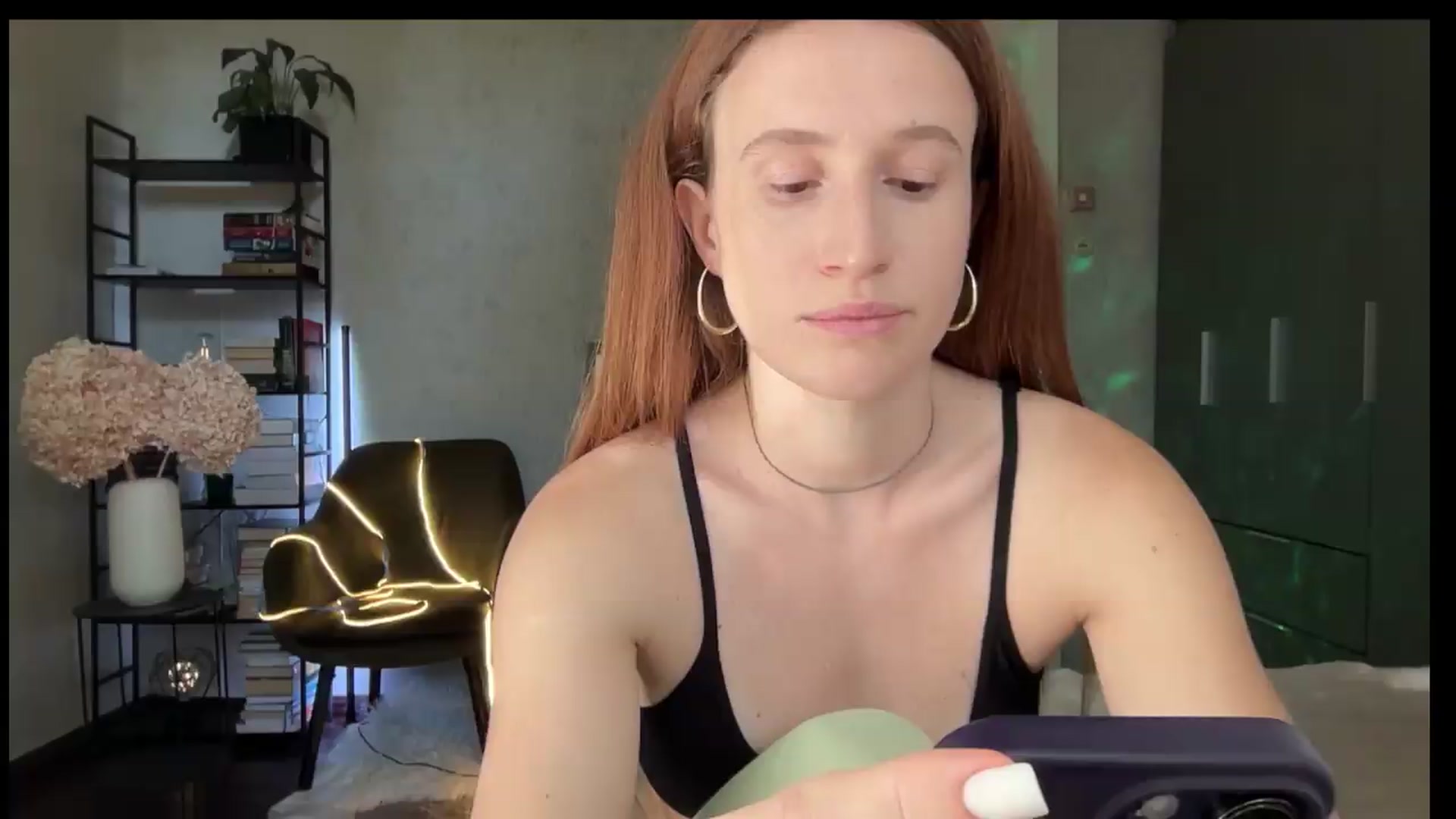 Gallery image thumbnail from LovelyBvnny's myfreecams stream on, 09/12/2026, 13:48 image 6 of 20