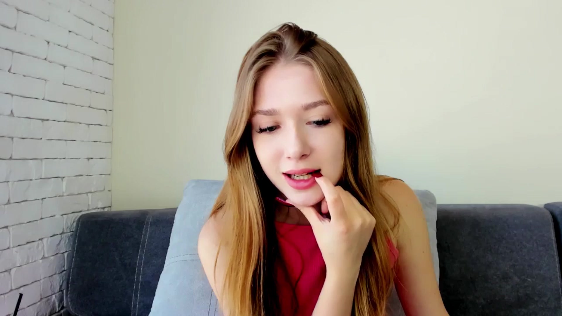 Gallery image thumbnail from LovelyElle's myfreecams stream on, 06/08/2025, 08:32 image 18 of 20