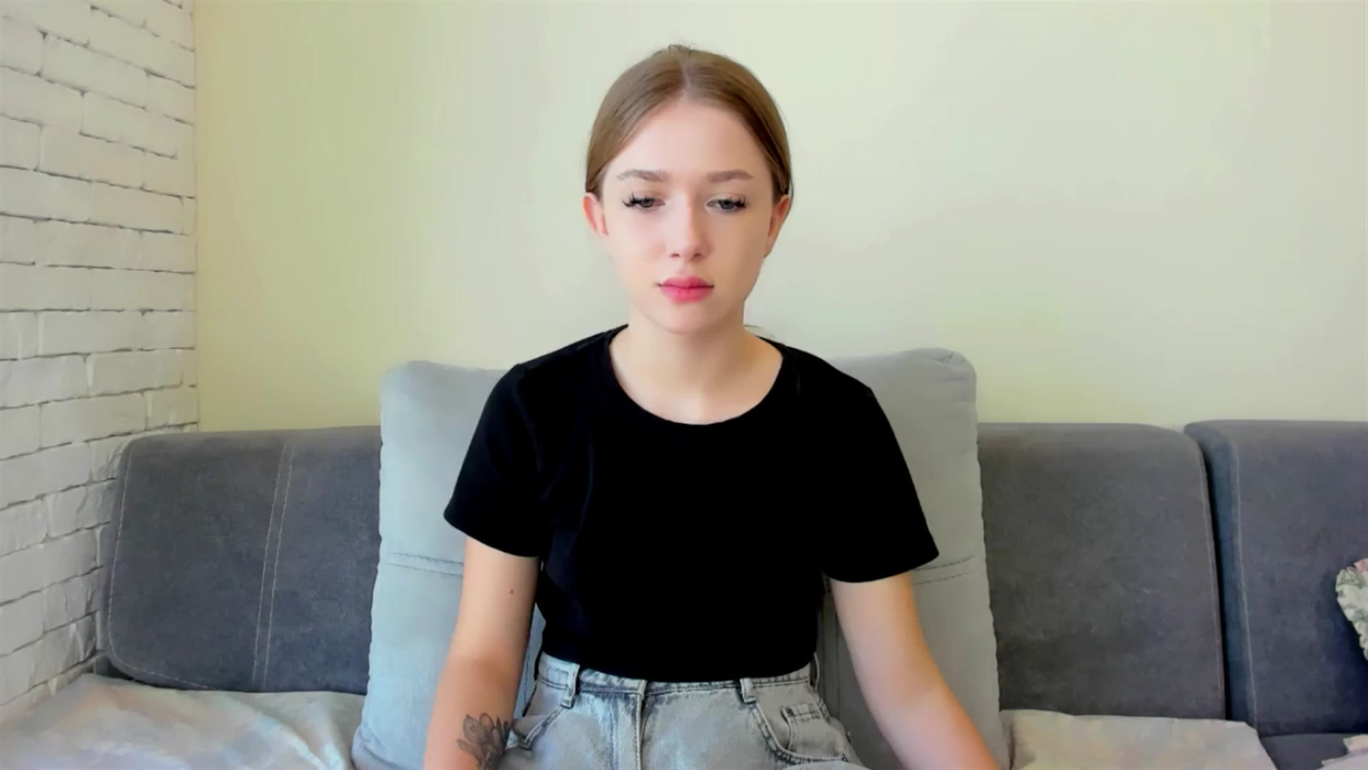 Gallery image thumbnail from LovelyElle's myfreecams stream on, 06/09/2025, 08:51 image 8 of 20