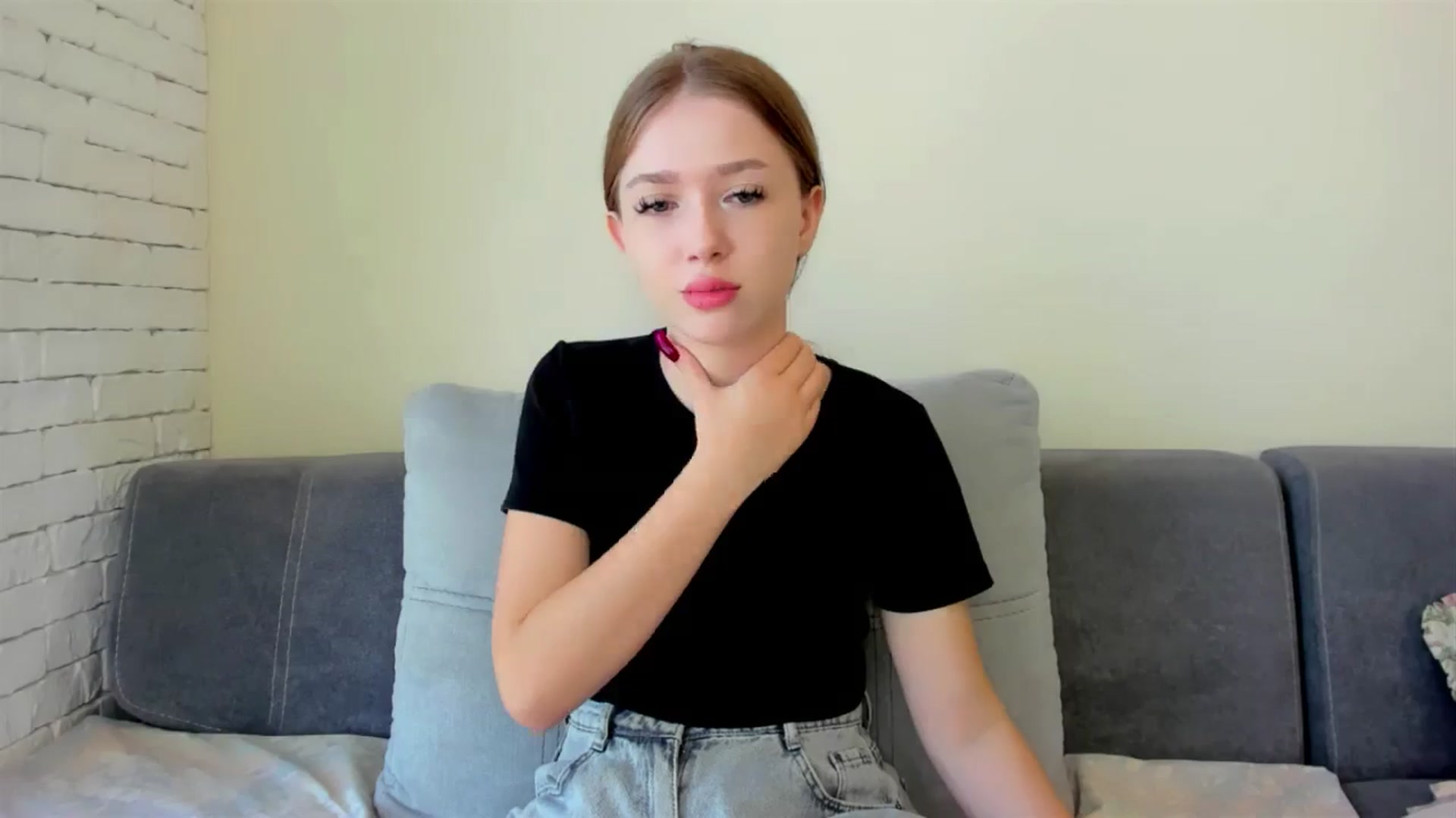 Gallery image thumbnail from LovelyElle's myfreecams stream on, 06/09/2025, 08:51 image 7 of 20