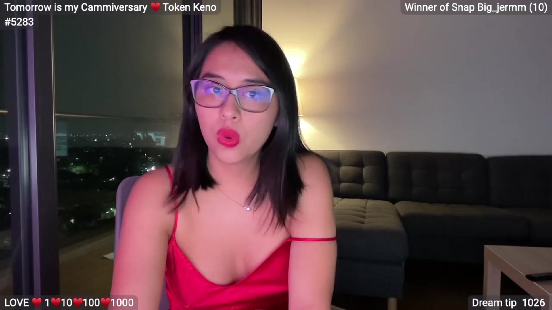 Gallery image thumbnail from LovelyEvaa's myfreecams stream on, 11/25/2022, 03:31 image 19 of 20
