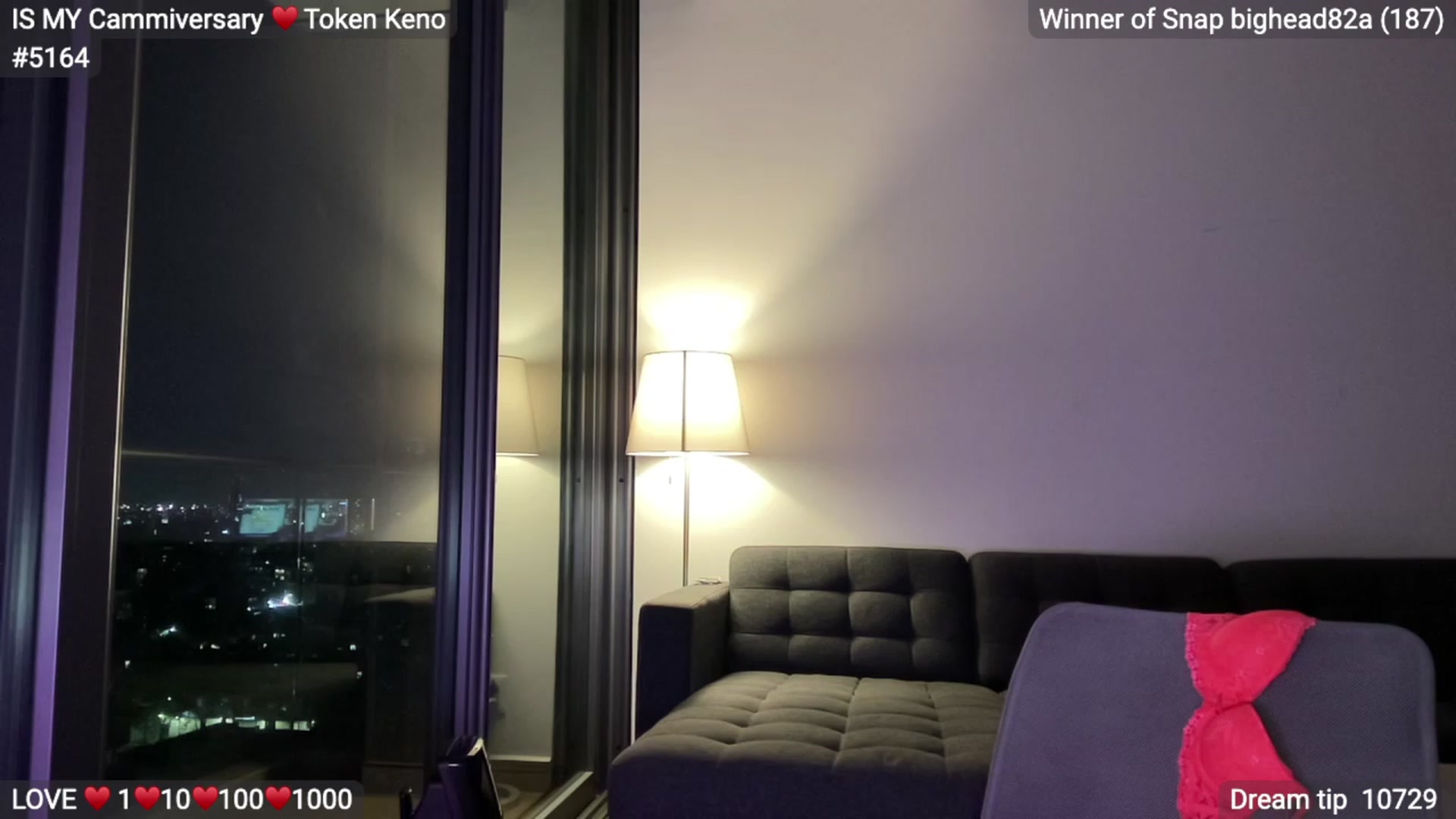 Gallery image thumbnail from LovelyEvaa's myfreecams stream on, 11/26/2022, 05:47 image 7 of 20