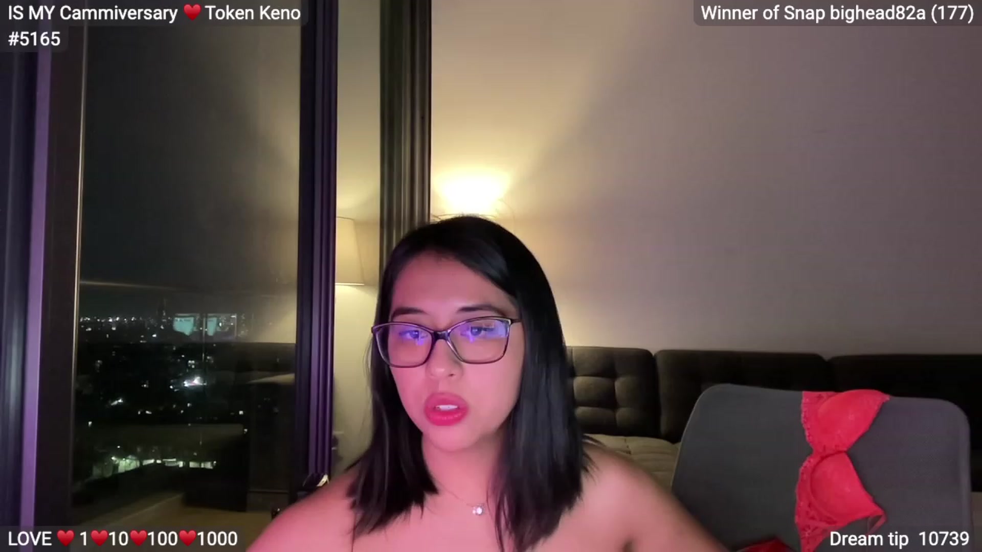 Gallery image thumbnail from LovelyEvaa's myfreecams stream on, 11/26/2022, 05:47 image 6 of 20