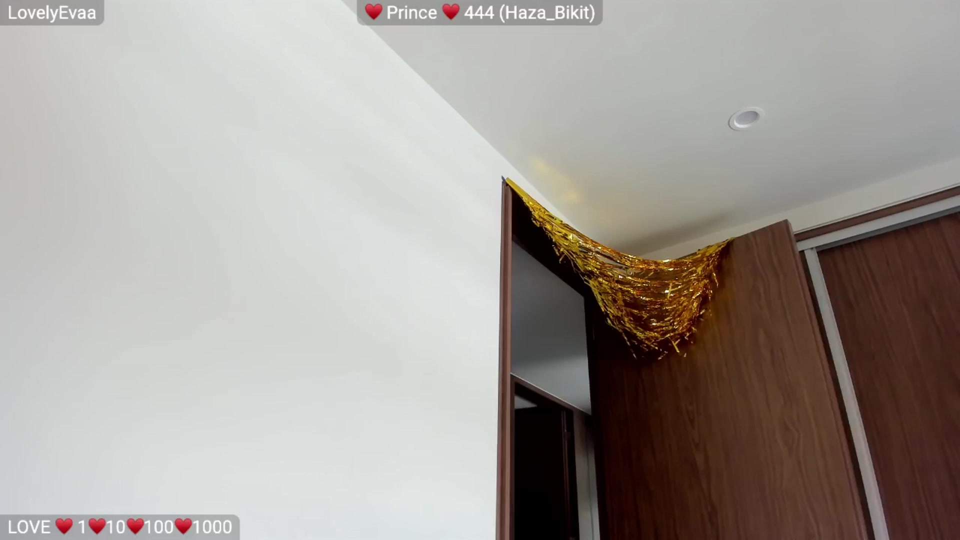Gallery image thumbnail from LovelyEvaa's myfreecams stream on, 07/08/2024, 20:35 image 13 of 20