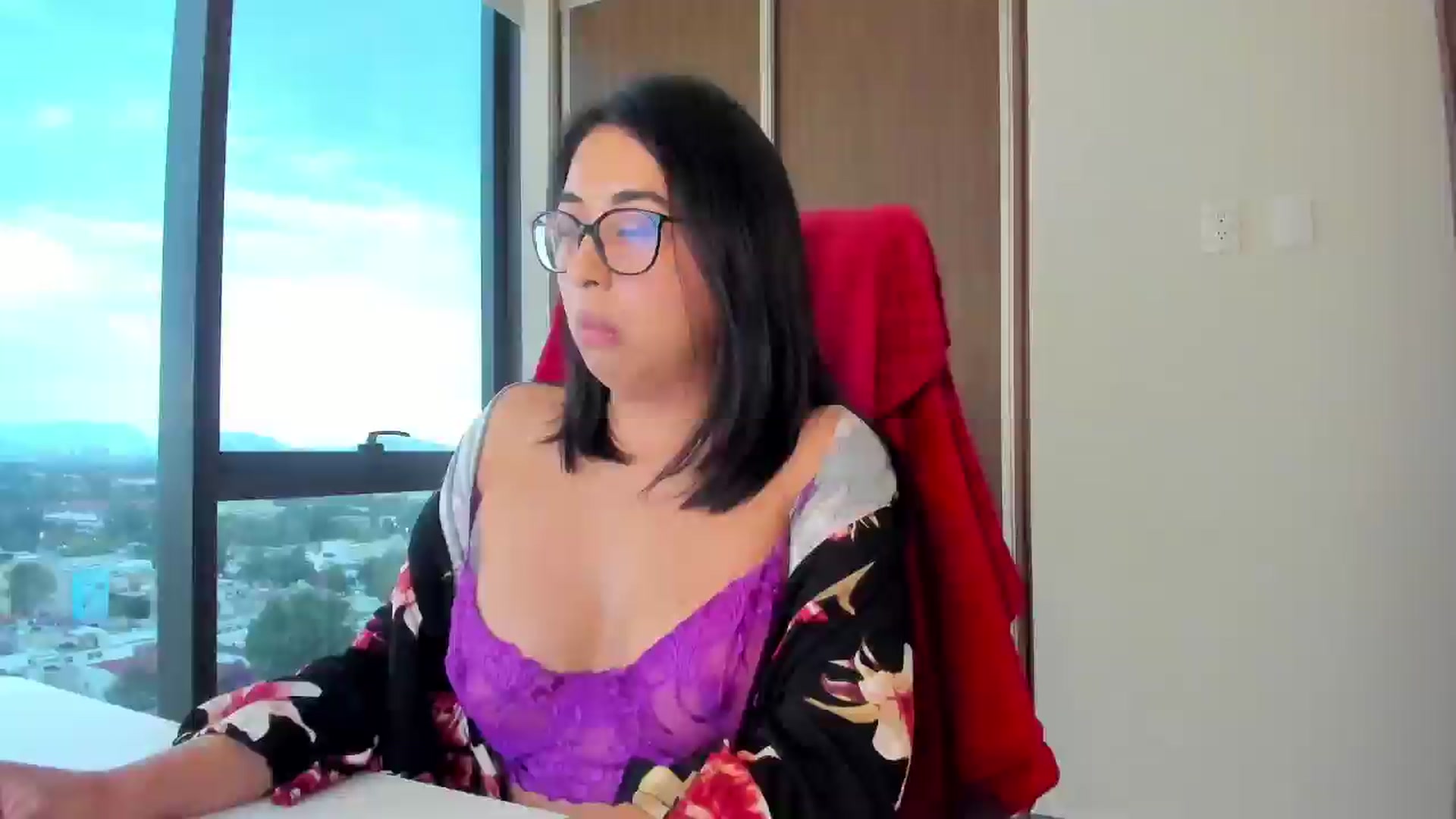 Gallery image thumbnail from LovelyEvaa's myfreecams stream on, 02/14/2025, 24:03 image 17 of 20