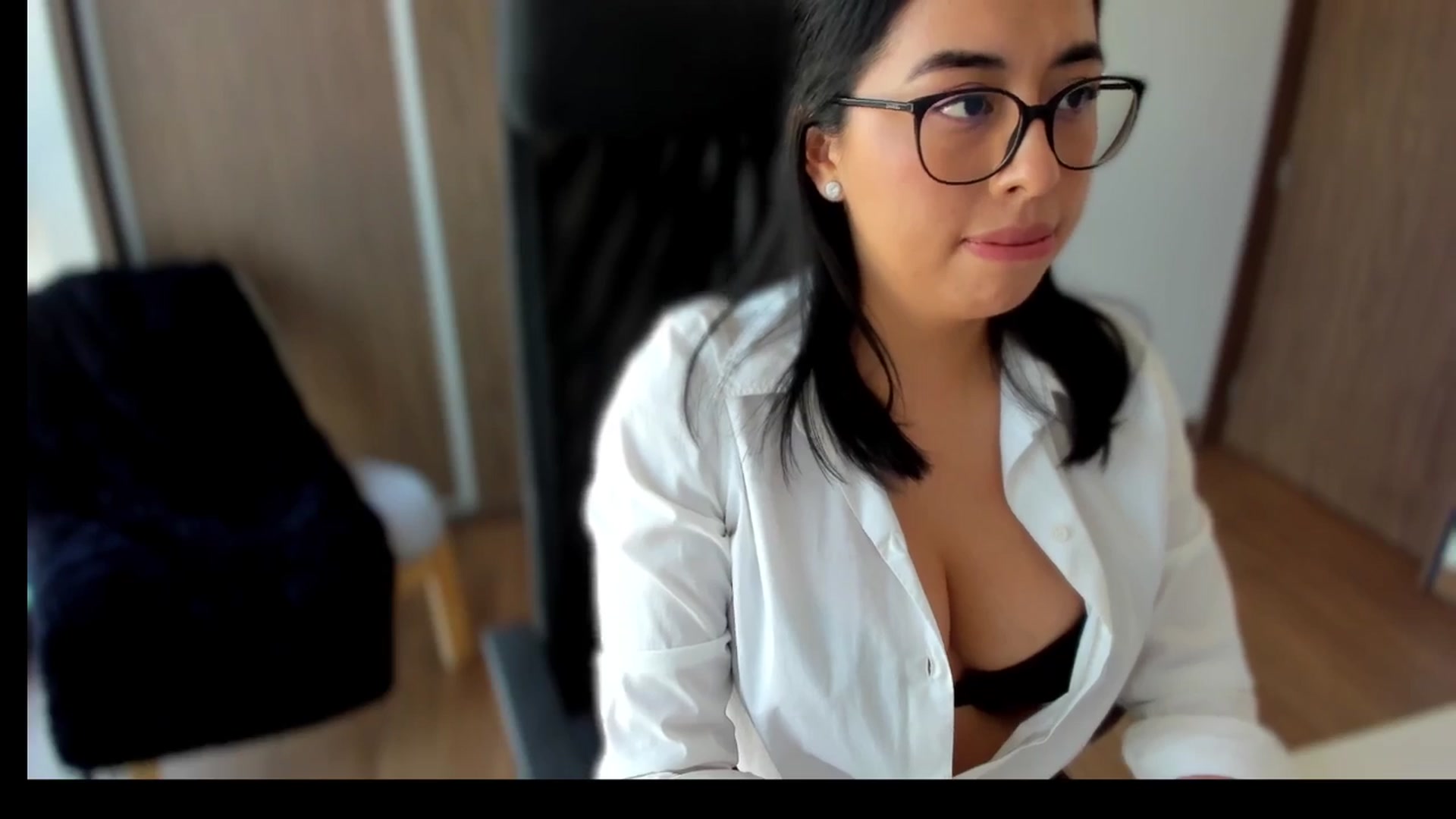 Gallery image thumbnail from LovelyEvaa's myfreecams stream on, 04/03/2025, 19:45 image 6 of 20