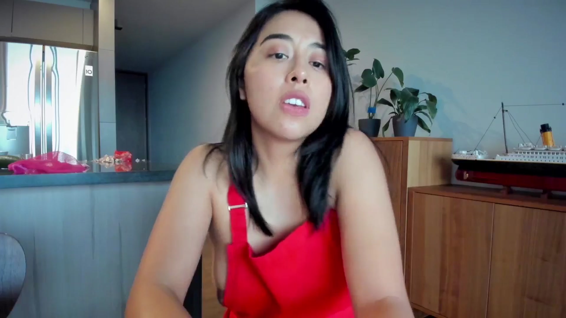 Gallery image thumbnail from LovelyEvaa's myfreecams stream on, 06/16/2025, 24:16 image 2 of 20