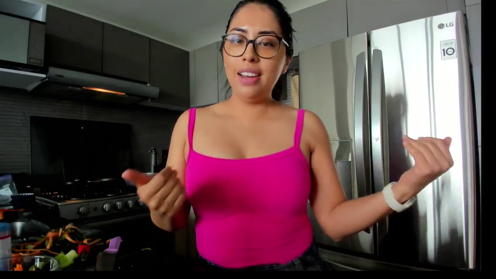 Gallery image thumbnail from LovelyEvaa's myfreecams stream on, 08/11/2025, 20:51 image 19 of 20