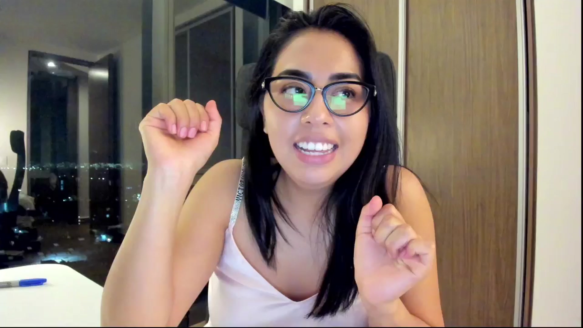 Gallery image thumbnail from LovelyEvaa's myfreecams stream on, 09/25/2025, 02:36 image 17 of 20