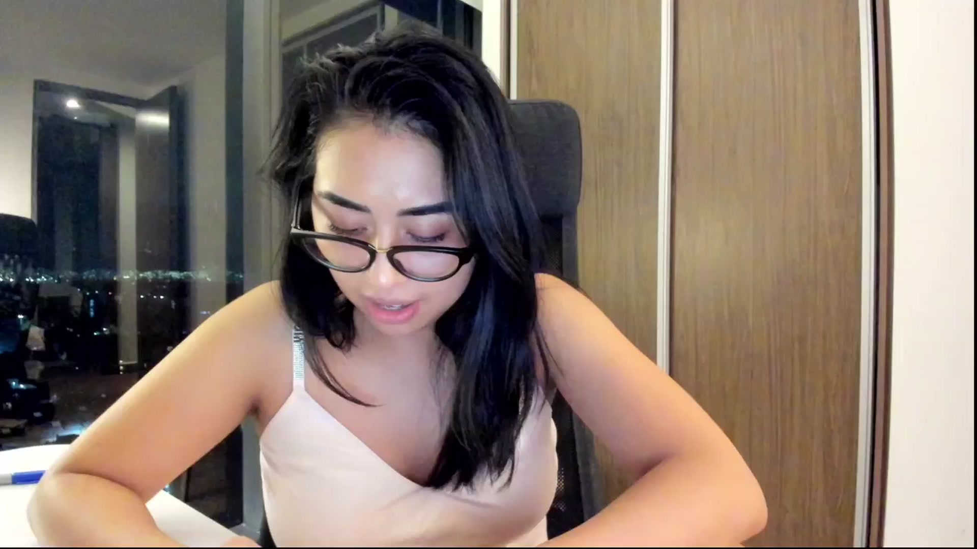 Gallery image thumbnail from LovelyEvaa's myfreecams stream on, 09/25/2025, 02:36 image 3 of 20
