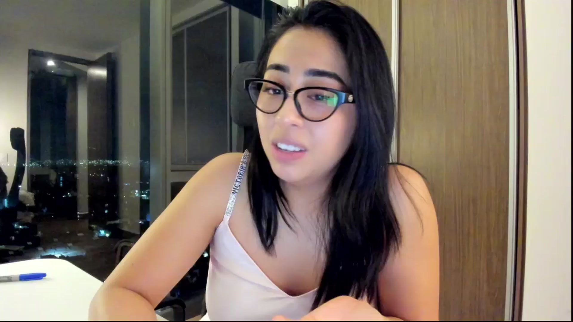 Gallery image thumbnail from LovelyEvaa's myfreecams stream on, 09/25/2025, 02:36 image 18 of 20