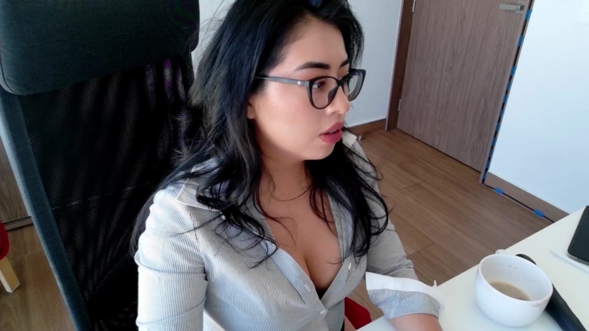 Gallery image thumbnail from LovelyEvaa's myfreecams stream on, 02/25/2026, 19:38 image 6 of 20