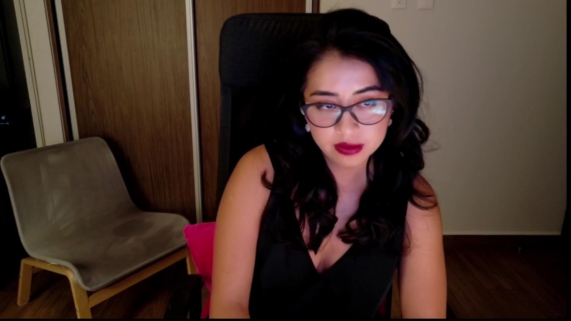 Gallery image thumbnail from LovelyEvaa's myfreecams stream on, 04/03/2026, 04:45 image 1 of 20