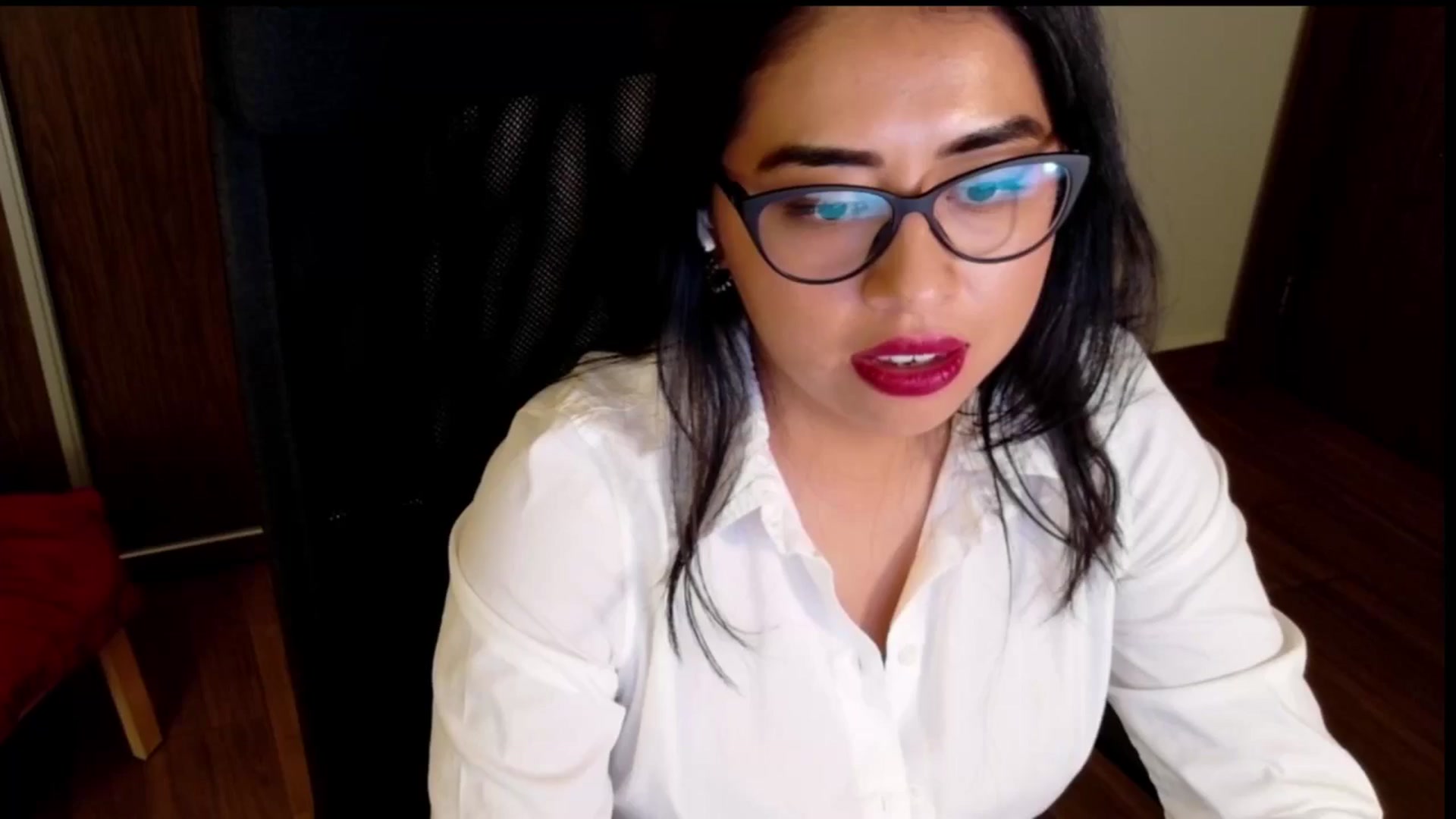 Gallery image thumbnail from LovelyEvaa's myfreecams stream on, 04/09/2026, 01:41 image 12 of 20