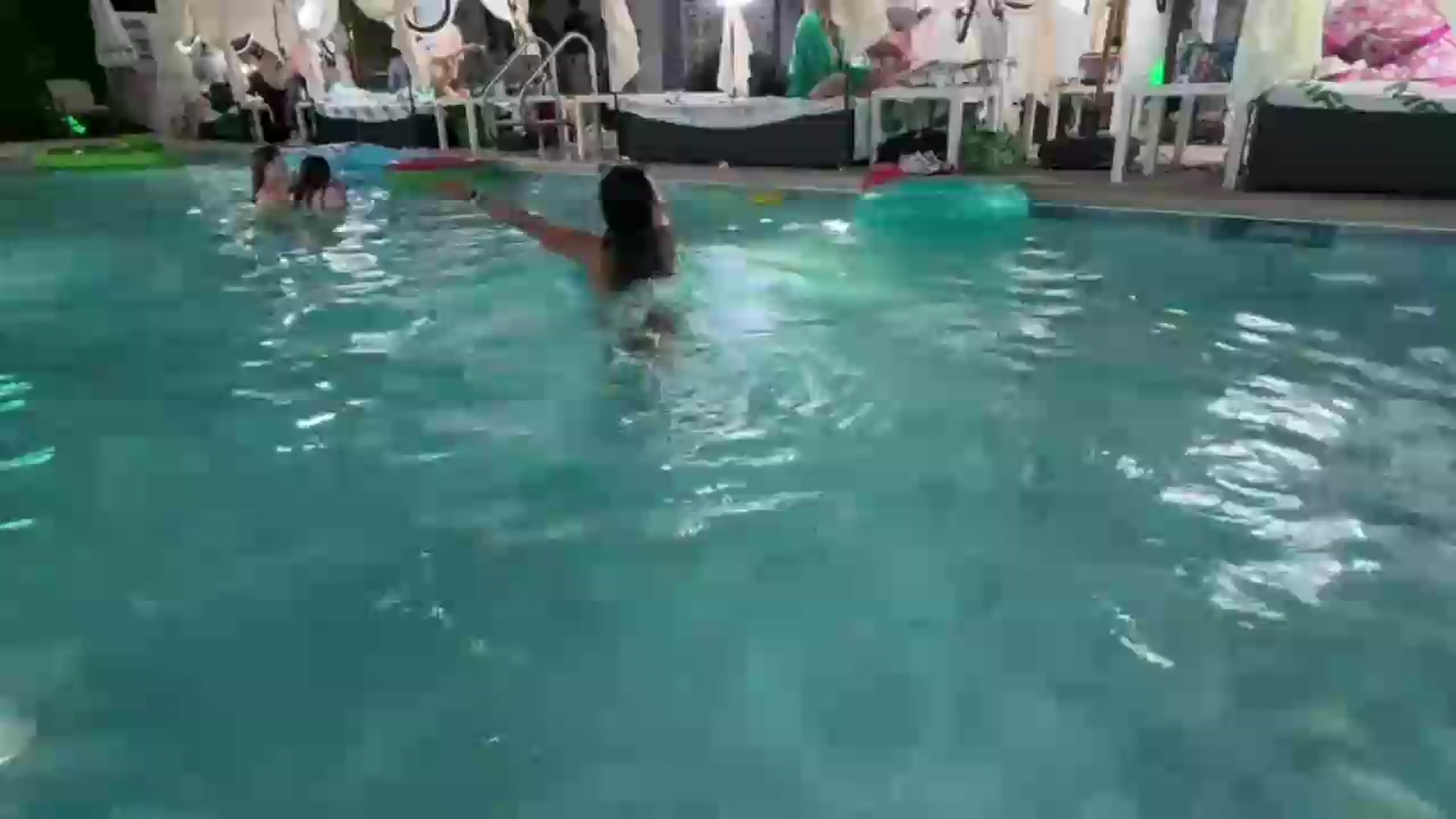 Gallery image thumbnail from LovelyEvaa's myfreecams stream on, 05/19/2026, 05:35 image 1 of 20
