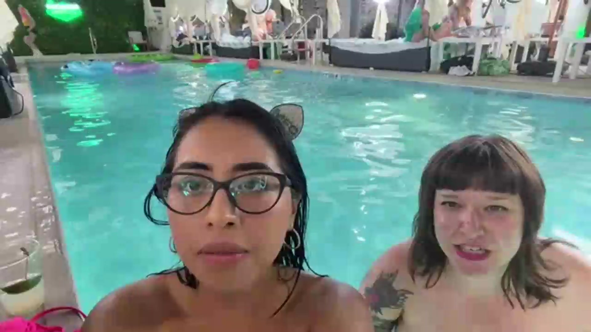 Gallery image thumbnail from LovelyEvaa's myfreecams stream on, 05/19/2026, 05:35 image 2 of 20
