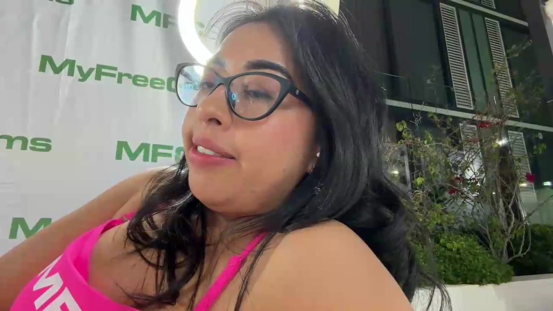 Gallery image thumbnail from LovelyEvaa's myfreecams stream on, 05/21/2026, 06:52 image 6 of 20