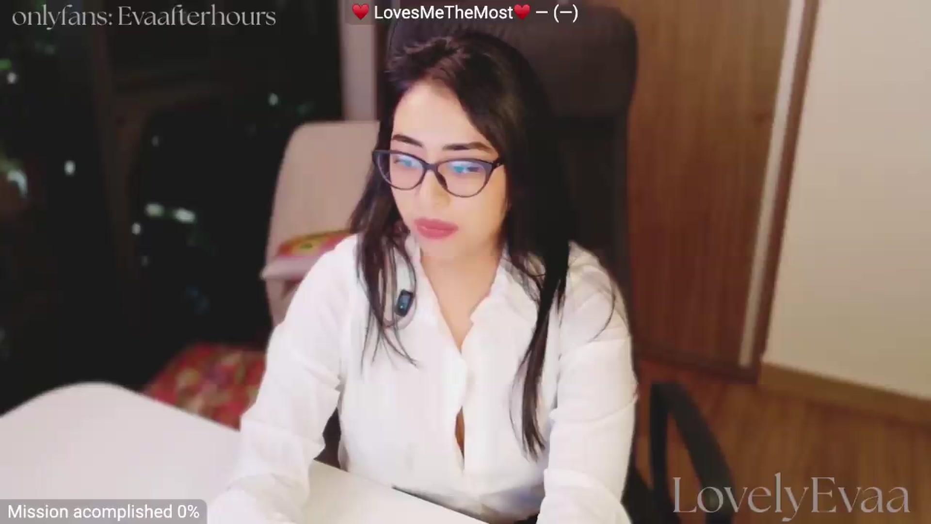 Gallery image thumbnail from LovelyEvaa's myfreecams stream on, 06/10/2026, 03:16 image 16 of 20