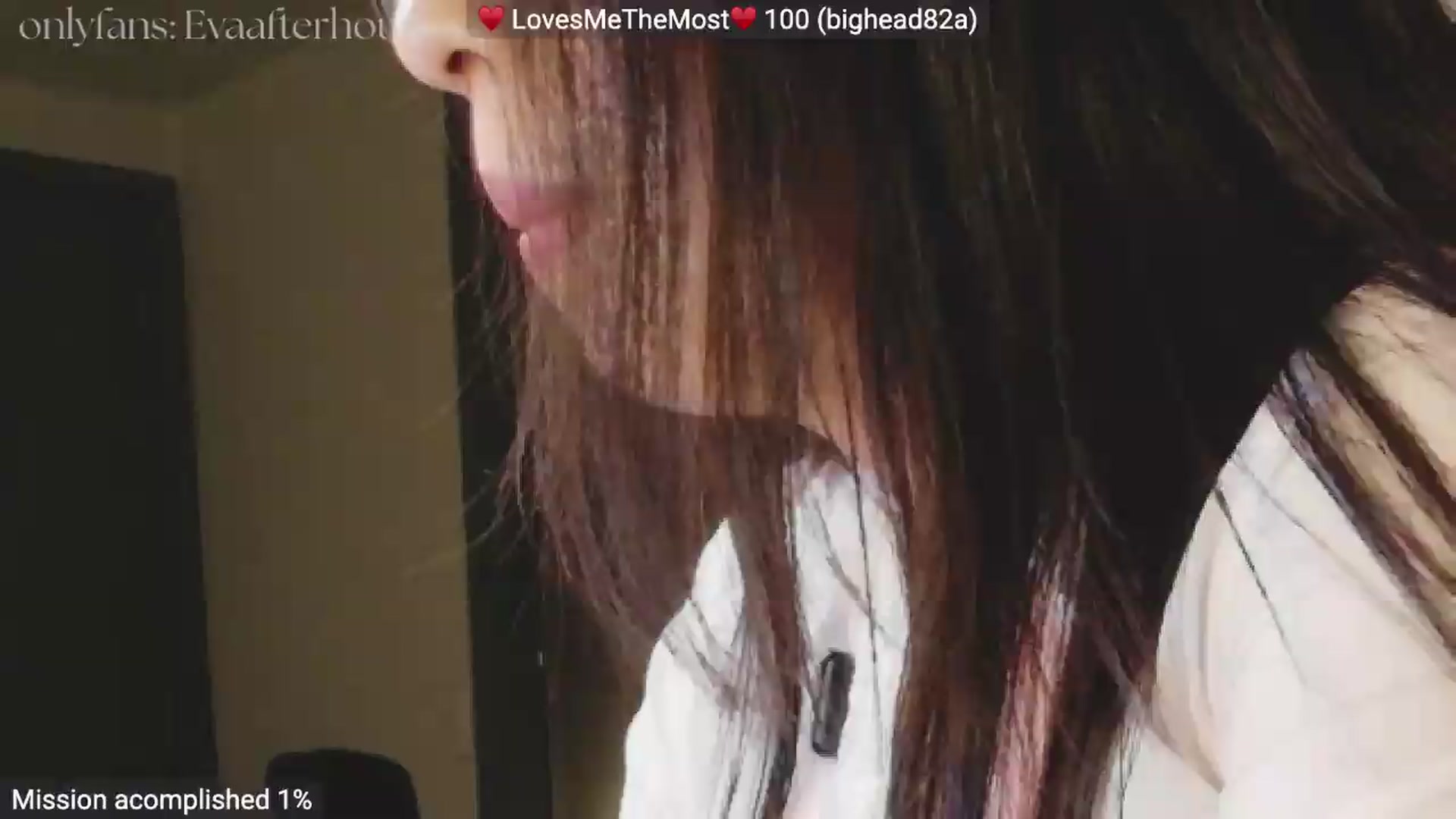 Gallery image thumbnail from LovelyEvaa's myfreecams stream on, 06/10/2026, 06:02 image 1 of 20