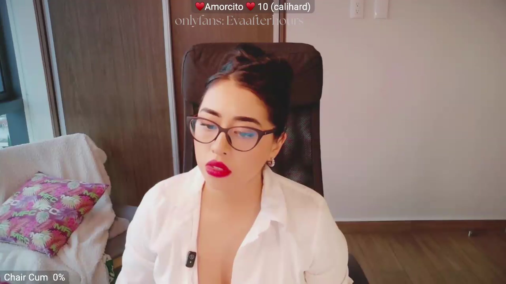 Gallery image thumbnail from LovelyEvaa's myfreecams stream on, 06/26/2026, 24:03 image 19 of 20