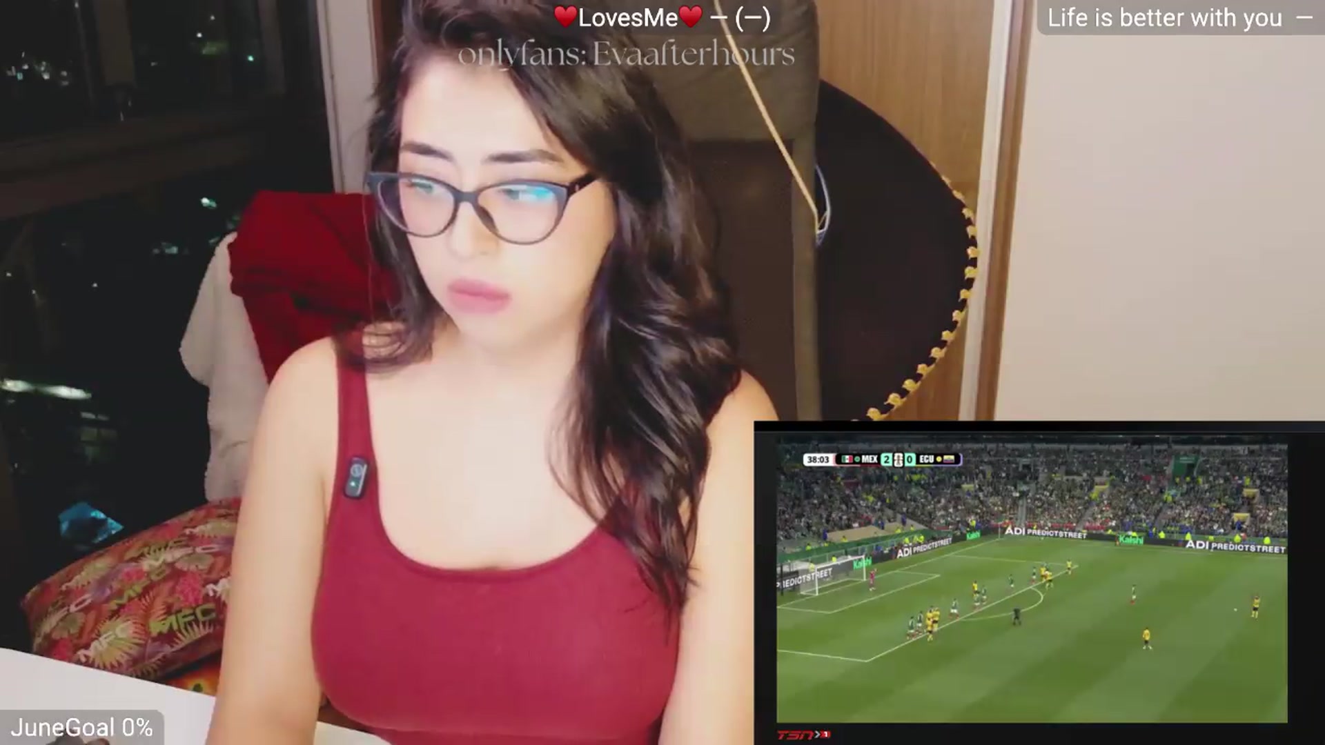 Gallery image thumbnail from LovelyEvaa's myfreecams stream on, 07/01/2026, 02:42 image 17 of 20