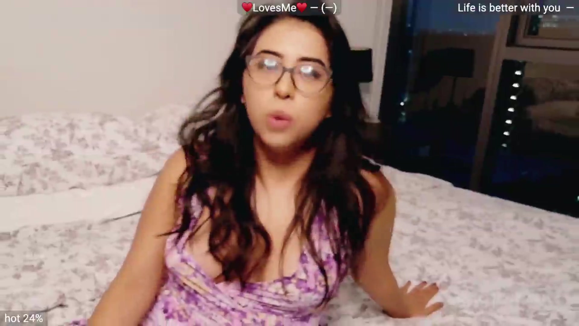Gallery image thumbnail from LovelyEvaa's myfreecams stream on, 08/11/2026, 01:45 image 8 of 20