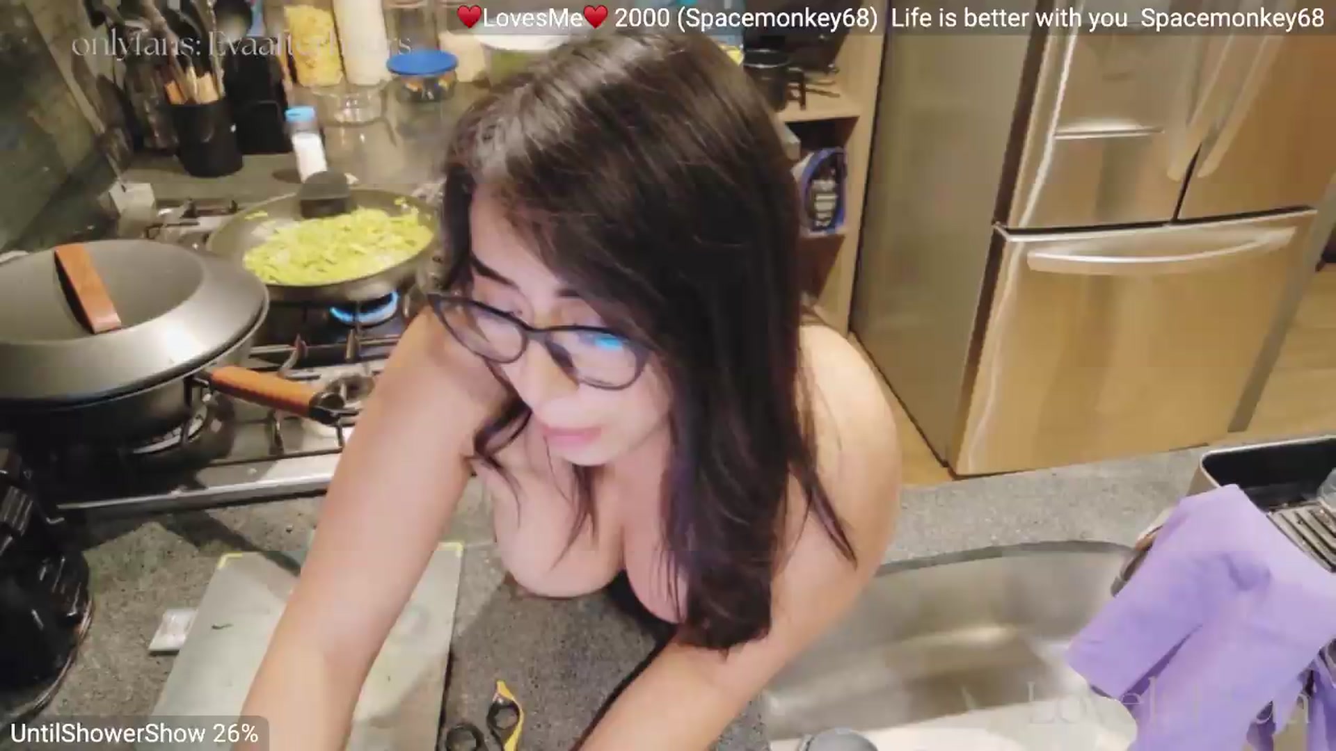 Gallery image thumbnail from LovelyEvaa's myfreecams stream on, 08/11/2026, 05:00 image 2 of 20