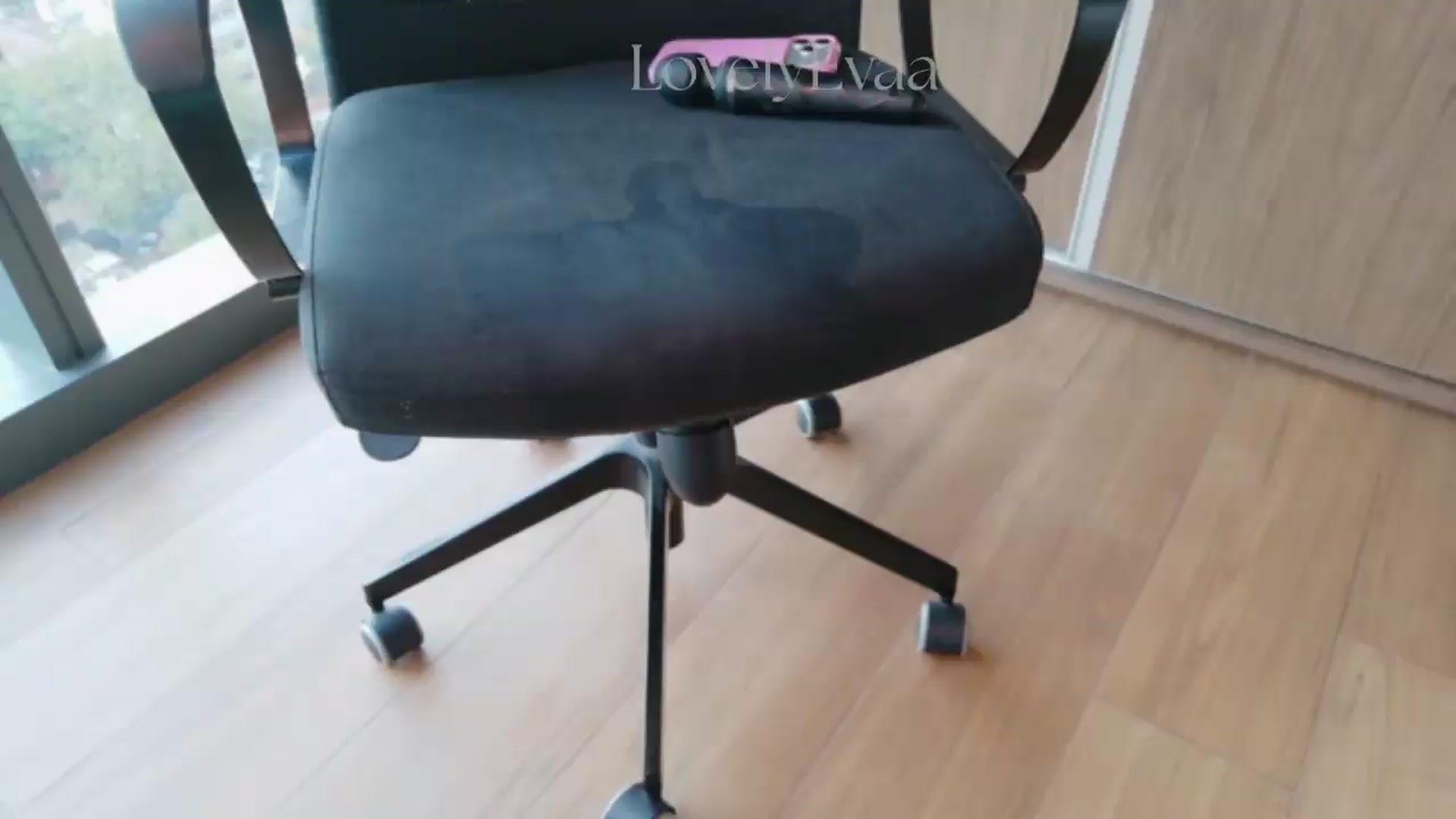Gallery image thumbnail from LovelyEvaa's myfreecams stream on, 09/11/2026, 23:51 image 1 of 20
