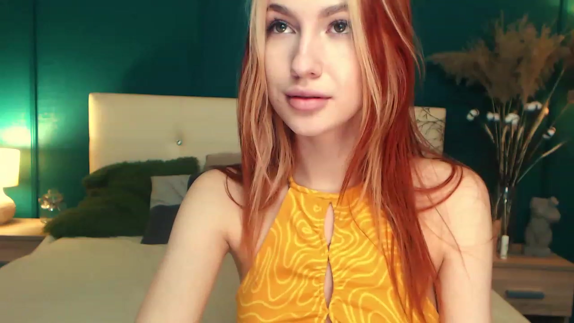 Gallery image thumbnail from LovelyGin's myfreecams stream on, 03/27/2023, 13:38 image 5 of 20