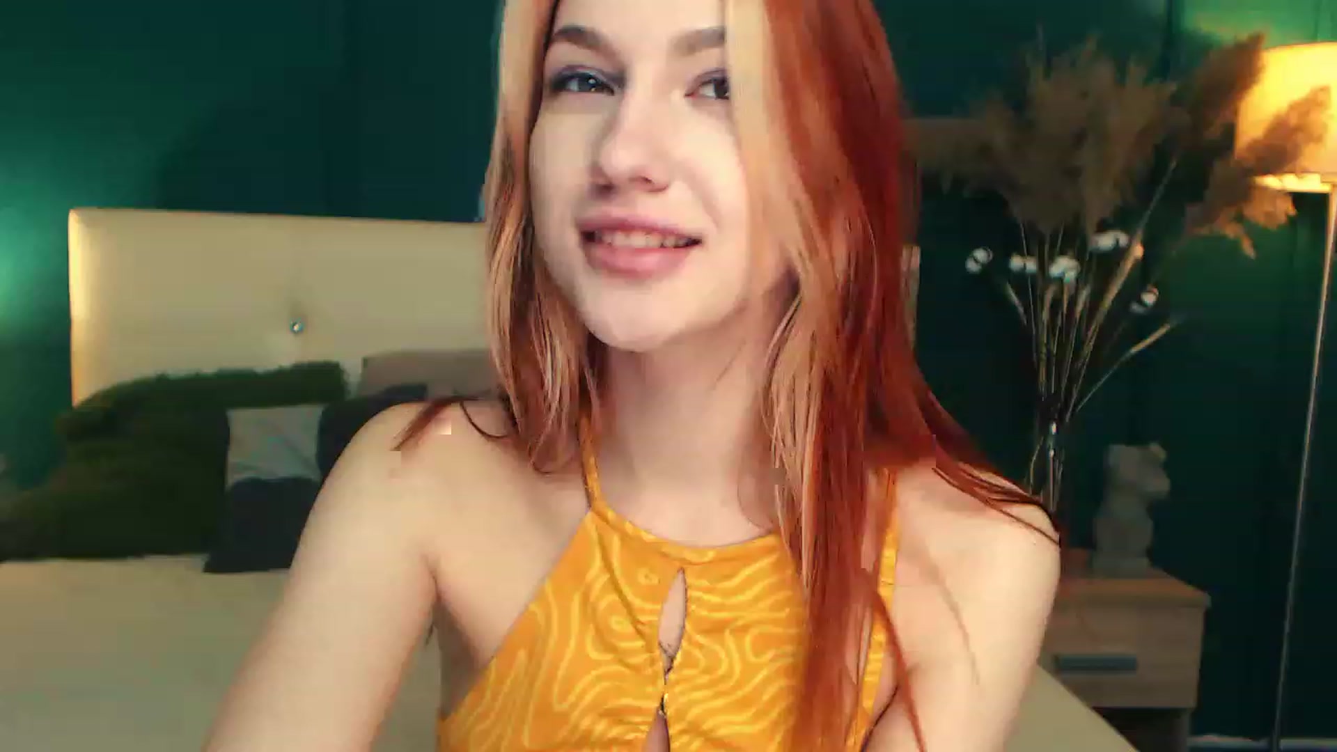 Gallery image thumbnail from LovelyGin's myfreecams stream on, 03/27/2023, 13:38 image 16 of 20