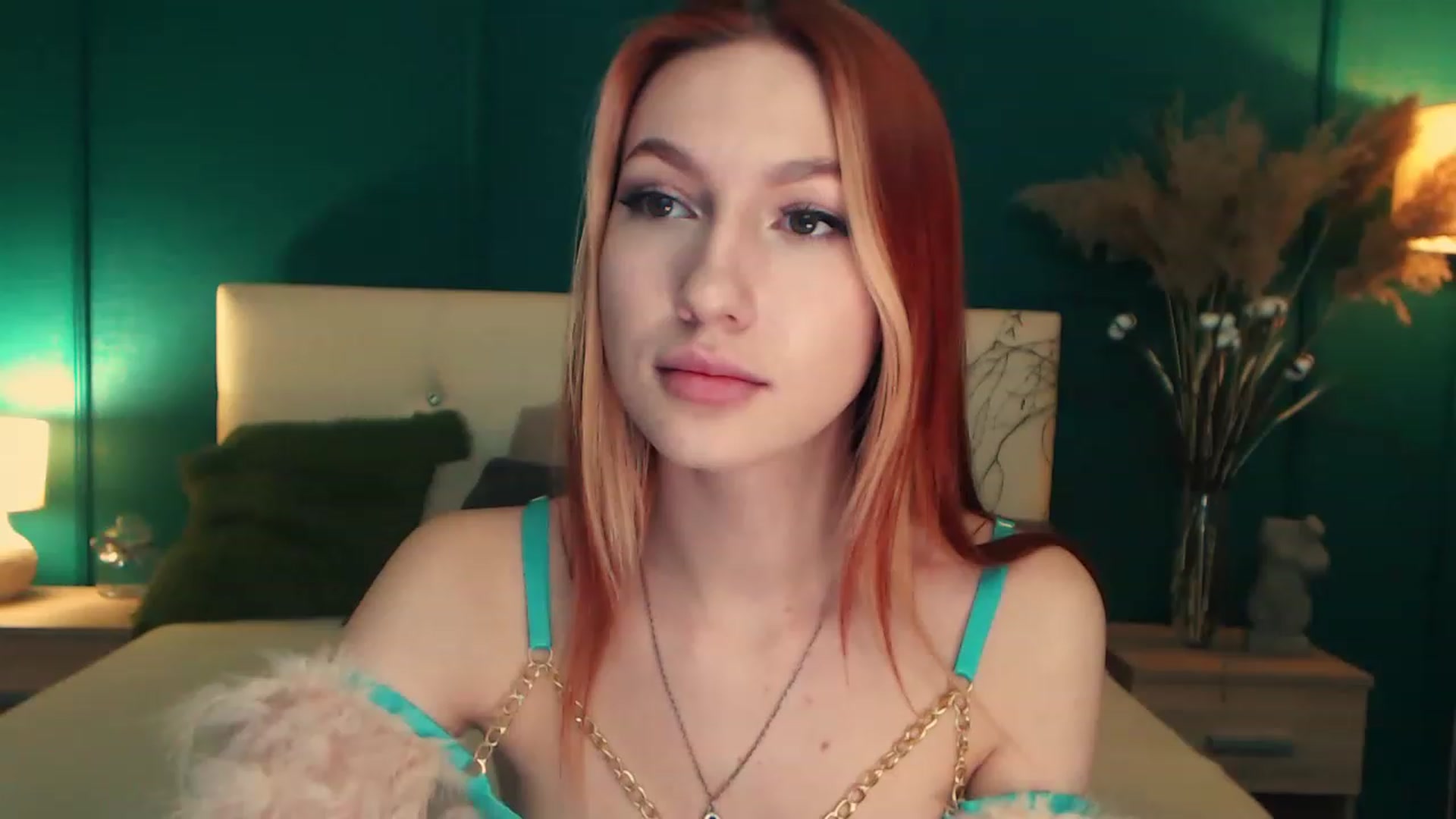 Gallery image thumbnail from LovelyGin's myfreecams stream on, 03/31/2023, 15:32 image 15 of 20