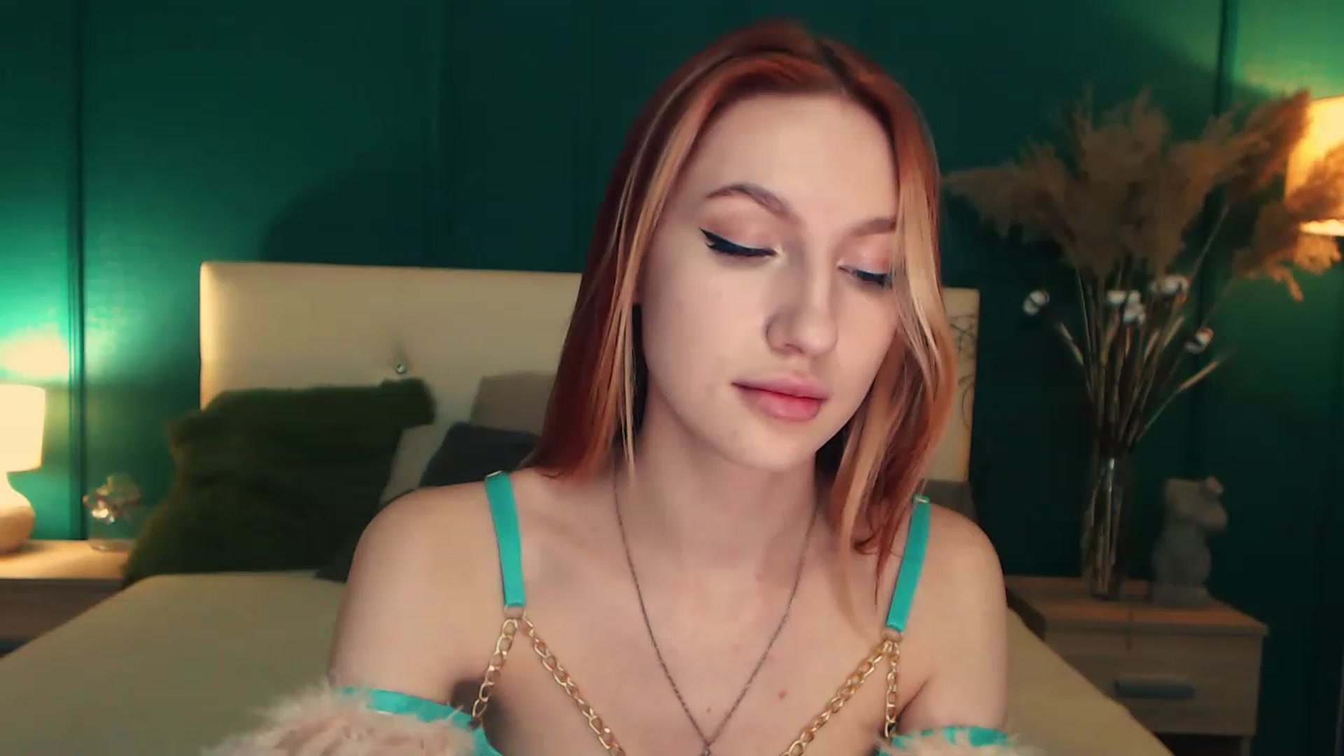 Gallery image thumbnail from LovelyGin's myfreecams stream on, 03/31/2023, 15:32 image 8 of 20