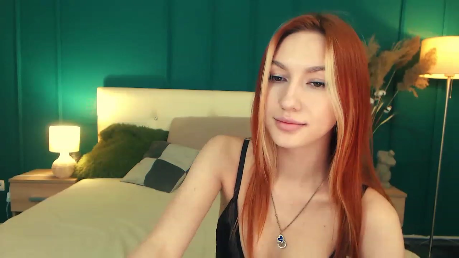 Gallery image thumbnail from LovelyGin's myfreecams stream on, 04/10/2023, 14:17 image 8 of 20