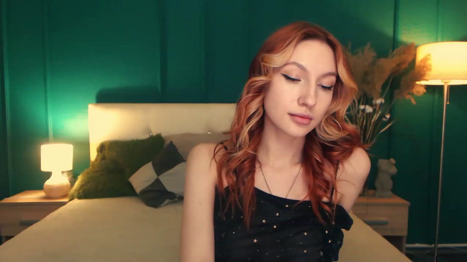 Gallery image thumbnail from LovelyGin's myfreecams stream on, 04/11/2023, 14:04 image 6 of 20
