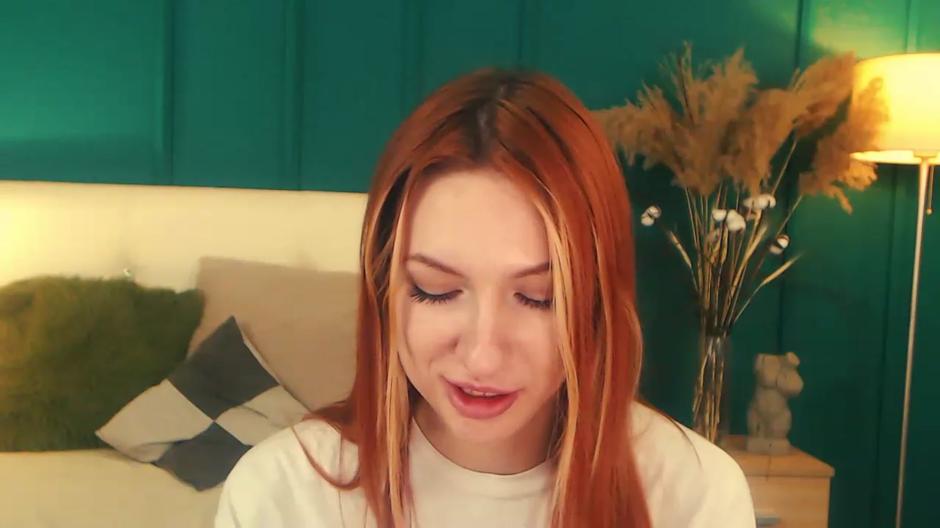 Gallery image thumbnail from LovelyGin's myfreecams stream on, 04/17/2023, 18:29 image 16 of 20
