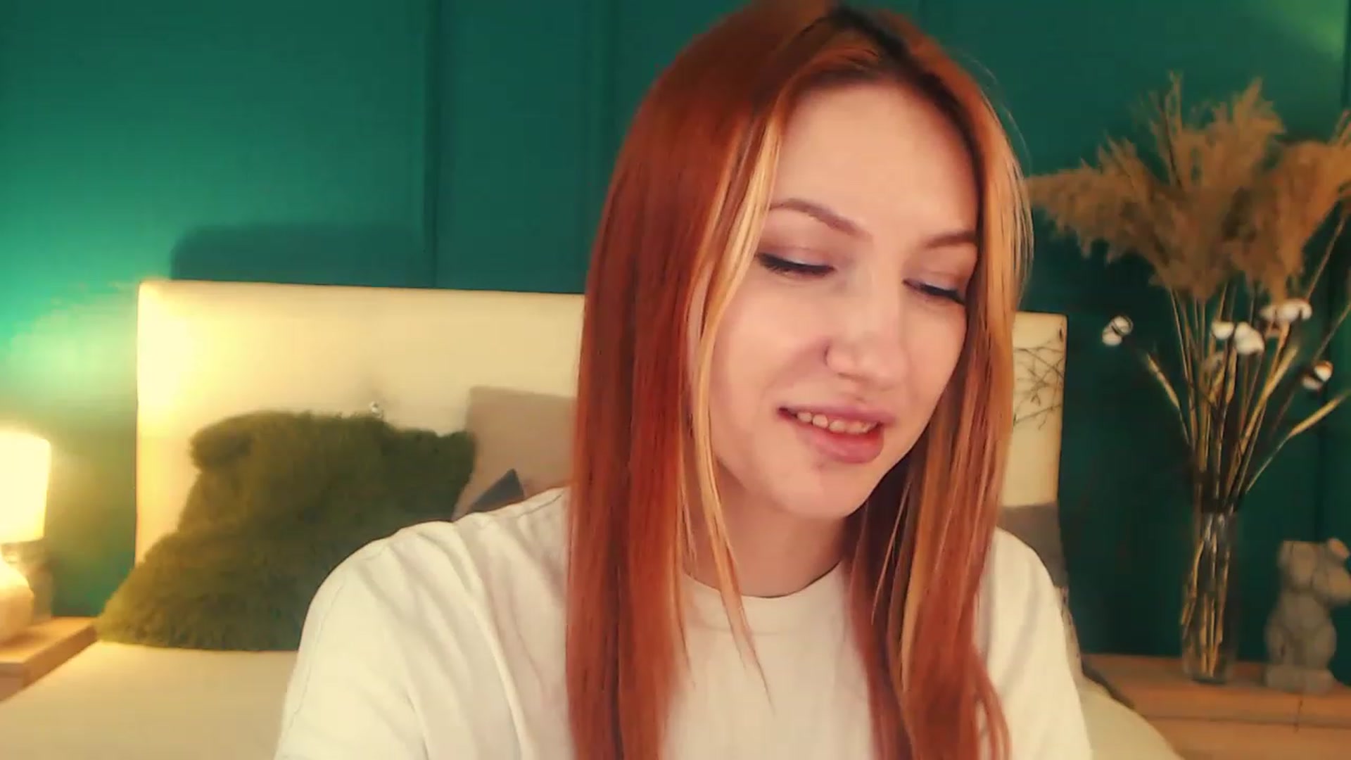 Gallery image thumbnail from LovelyGin's myfreecams stream on, 04/17/2023, 18:29 image 4 of 20