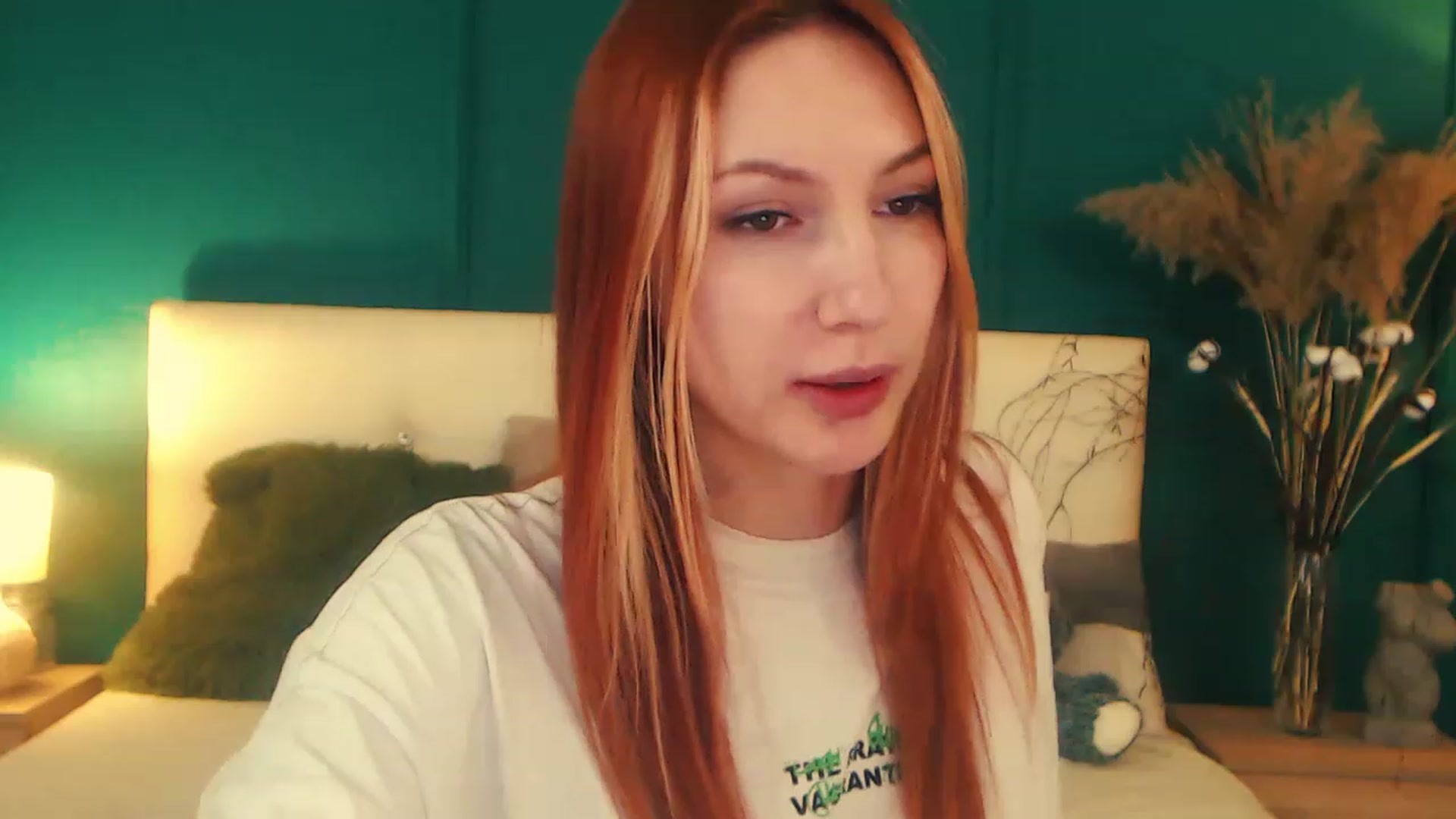 Gallery image thumbnail from LovelyGin's myfreecams stream on, 04/17/2023, 18:29 image 9 of 20