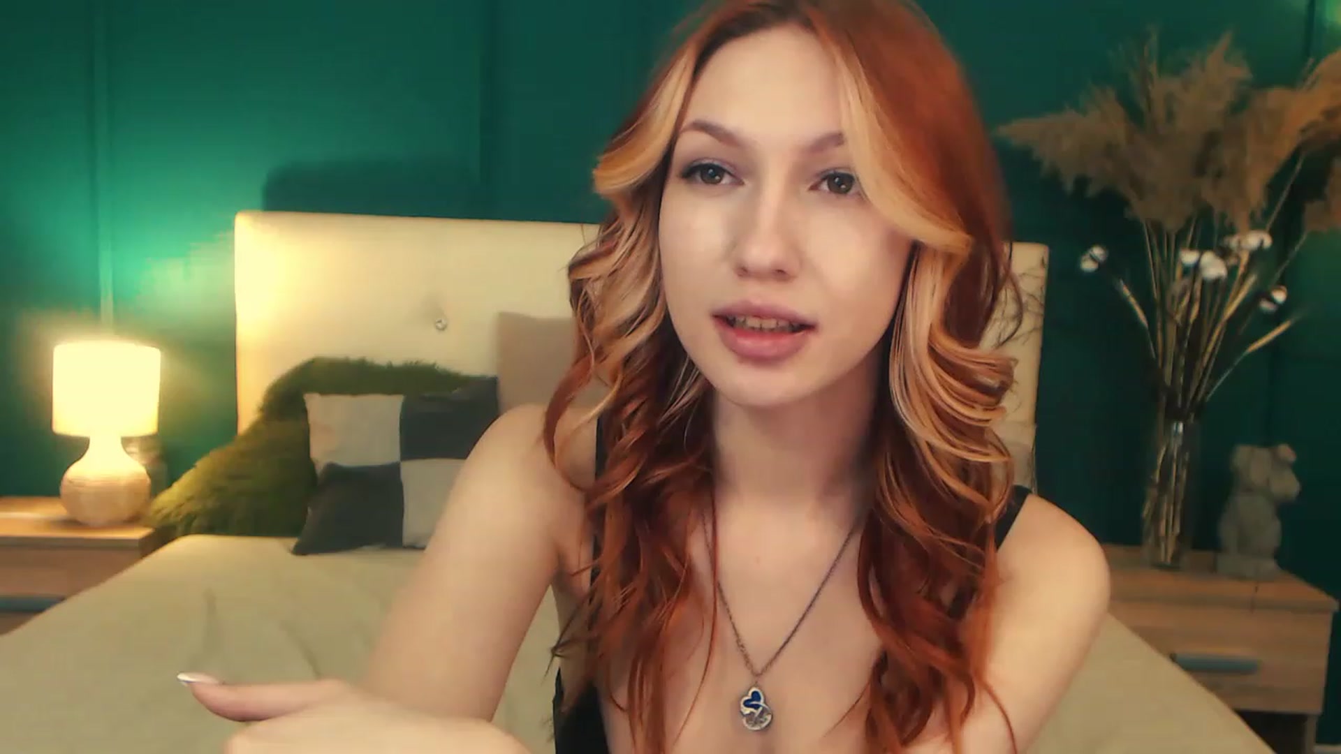 Gallery image thumbnail from LovelyGin's myfreecams stream on, 04/18/2023, 14:13 image 16 of 20