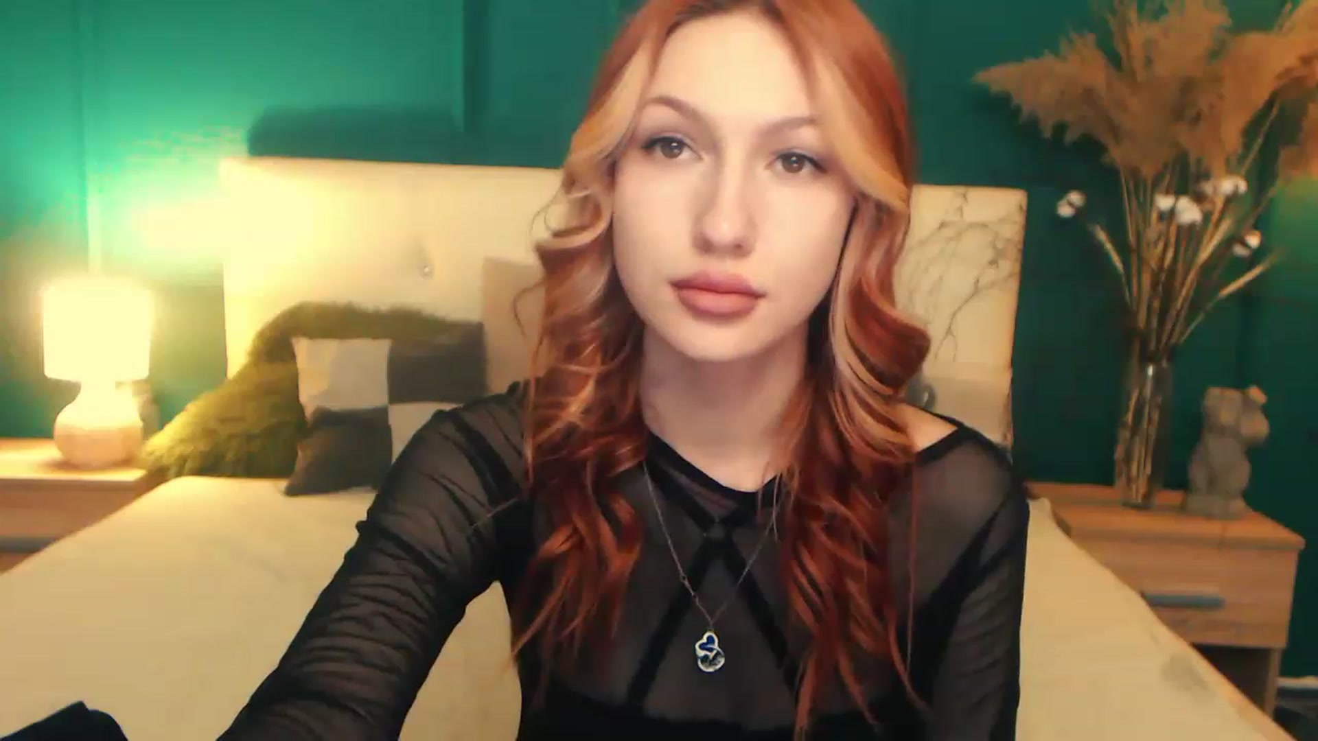 Gallery image thumbnail from LovelyGin's myfreecams stream on, 04/18/2023, 16:06 image 11 of 20