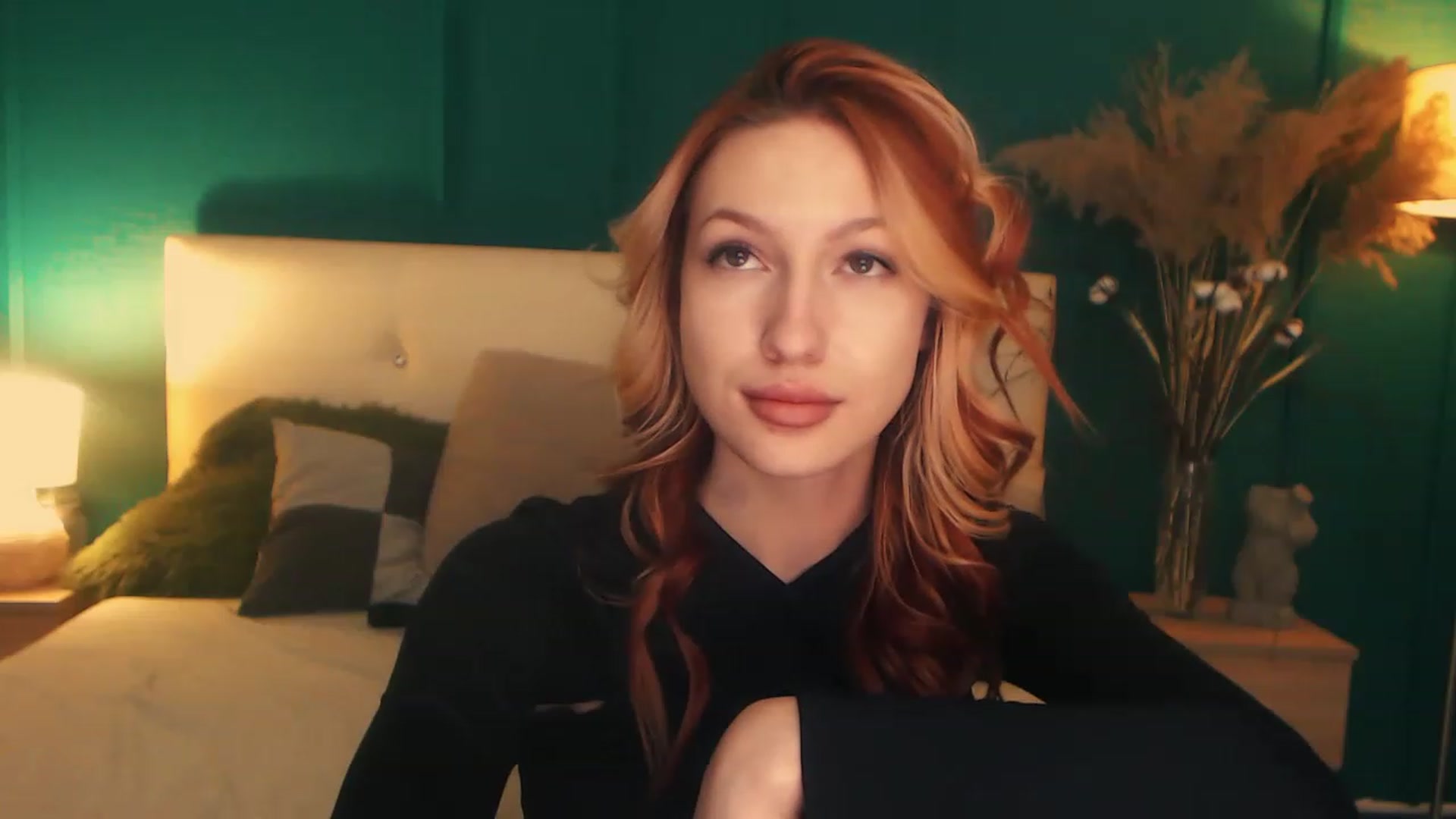 Gallery image thumbnail from LovelyGin's myfreecams stream on, 04/18/2023, 19:01 image 18 of 20