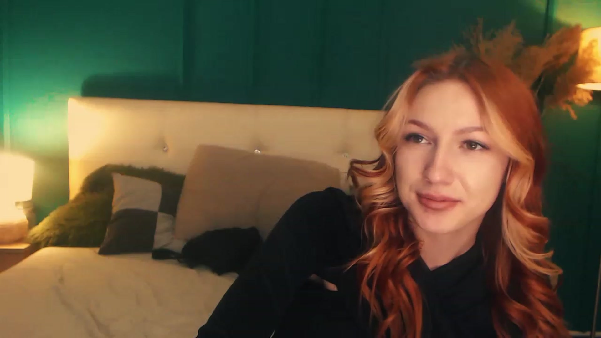 Gallery image thumbnail from LovelyGin's myfreecams stream on, 04/18/2023, 19:01 image 9 of 20