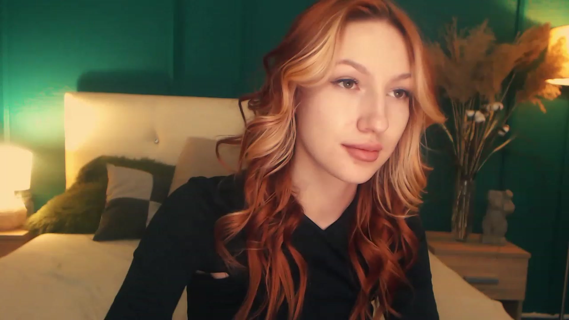 Gallery image thumbnail from LovelyGin's myfreecams stream on, 04/18/2023, 19:01 image 16 of 20