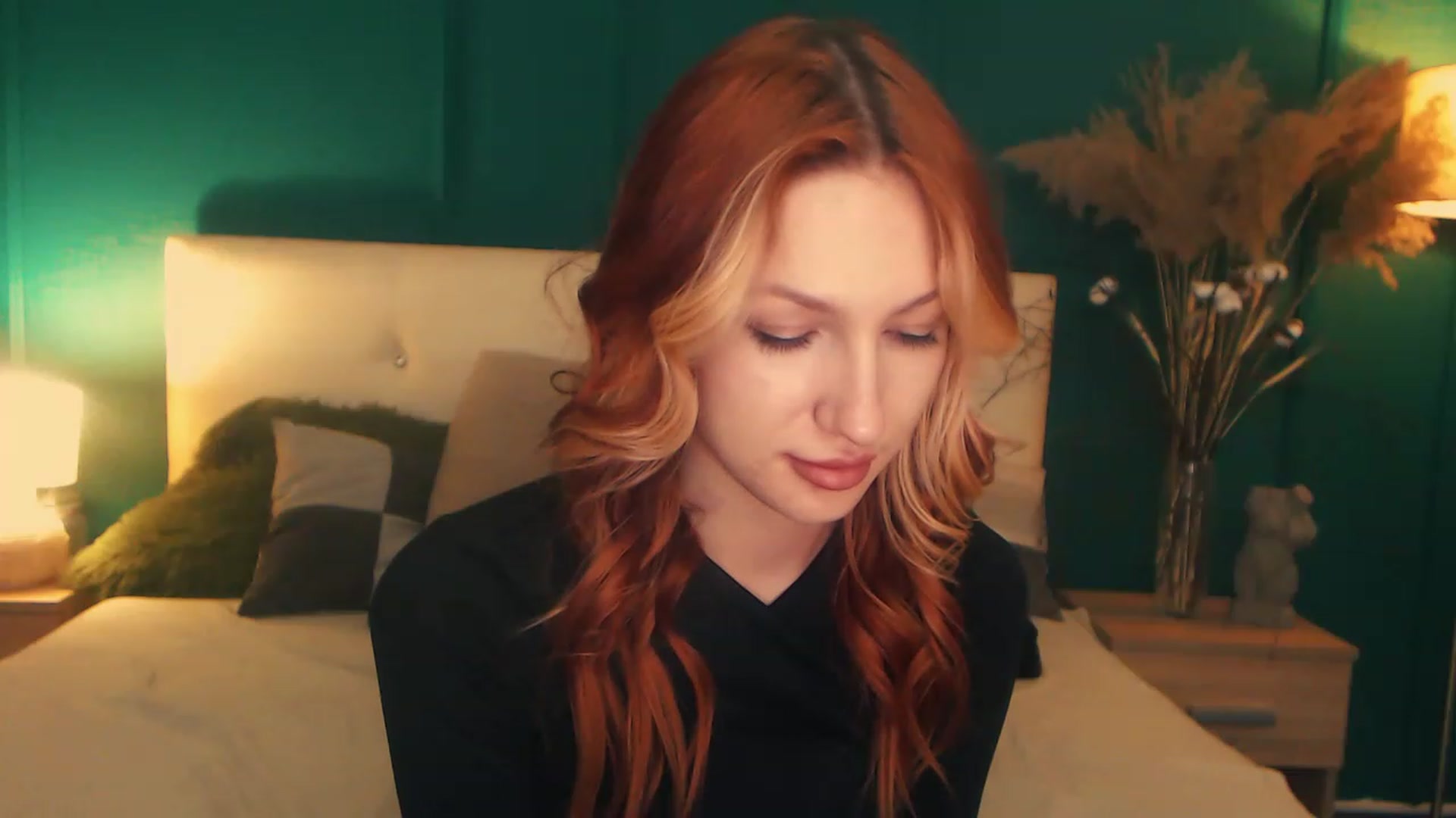 Gallery image thumbnail from LovelyGin's myfreecams stream on, 04/18/2023, 19:01 image 15 of 20