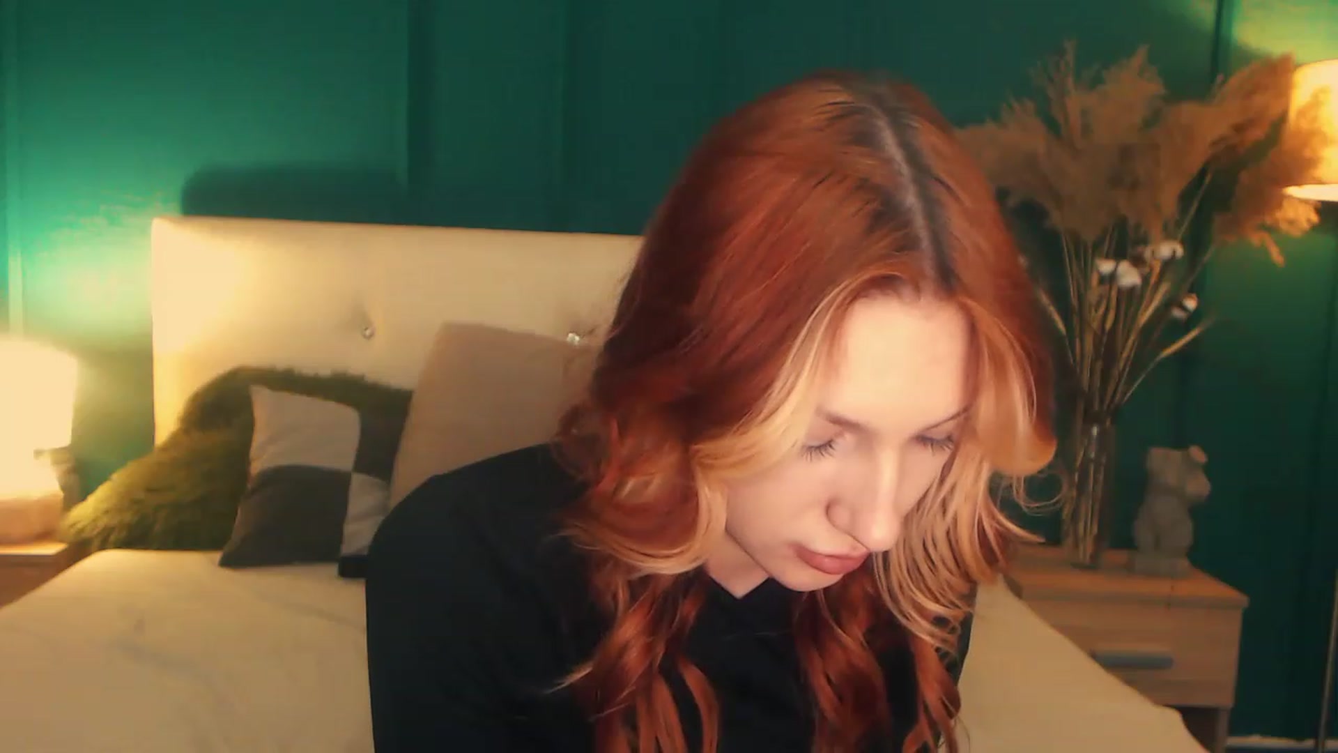 Gallery image thumbnail from LovelyGin's myfreecams stream on, 04/18/2023, 19:01 image 14 of 20