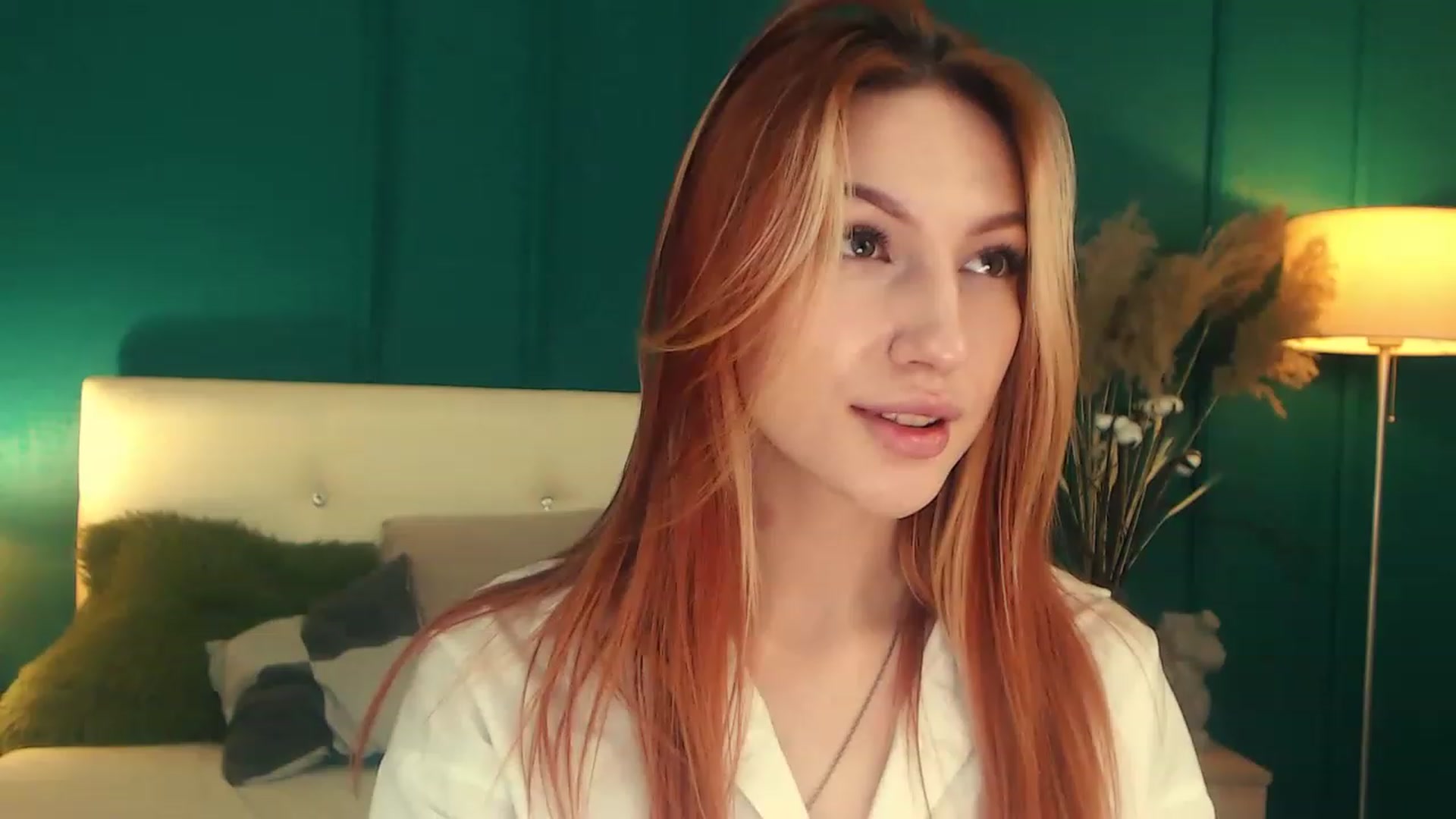Gallery image thumbnail from LovelyGin's myfreecams stream on, 04/20/2023, 15:25 image 7 of 20