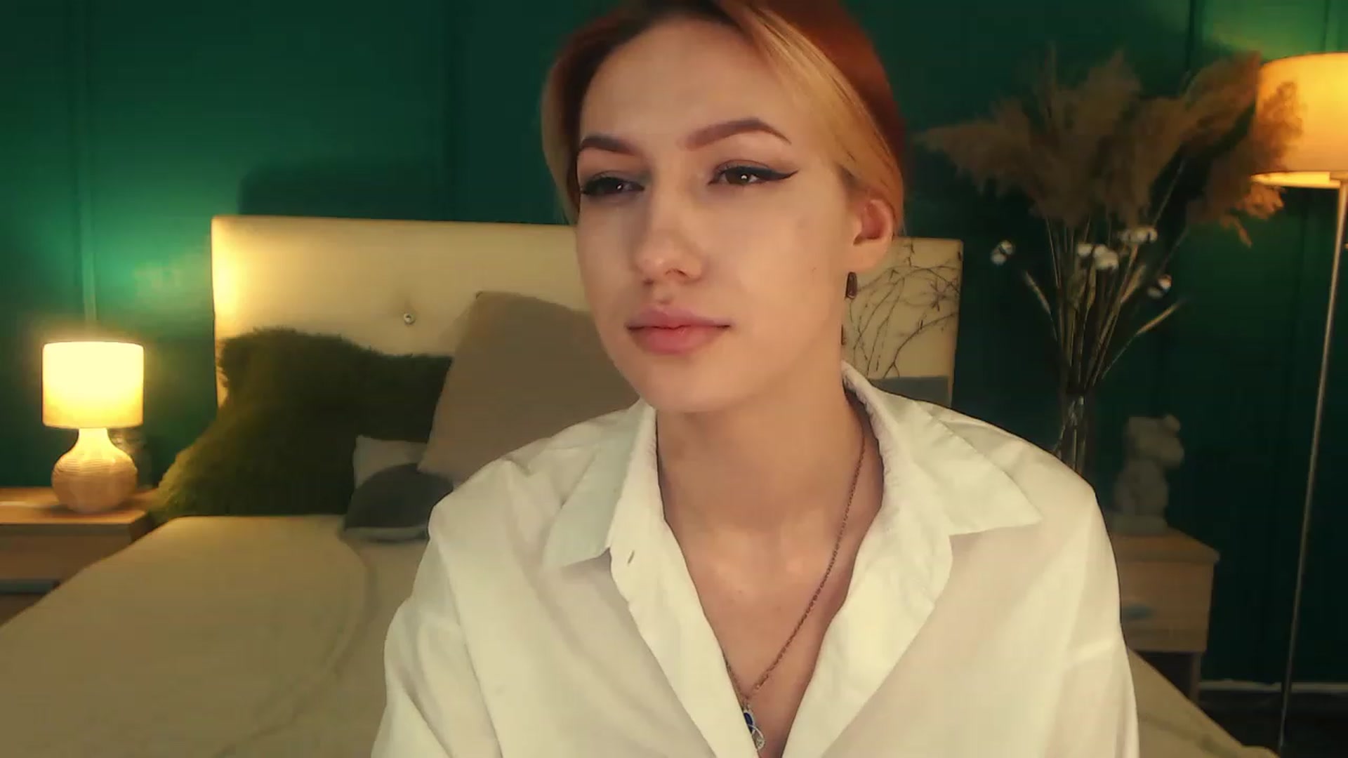 Gallery image thumbnail from LovelyGin's myfreecams stream on, 04/20/2023, 17:51 image 6 of 20