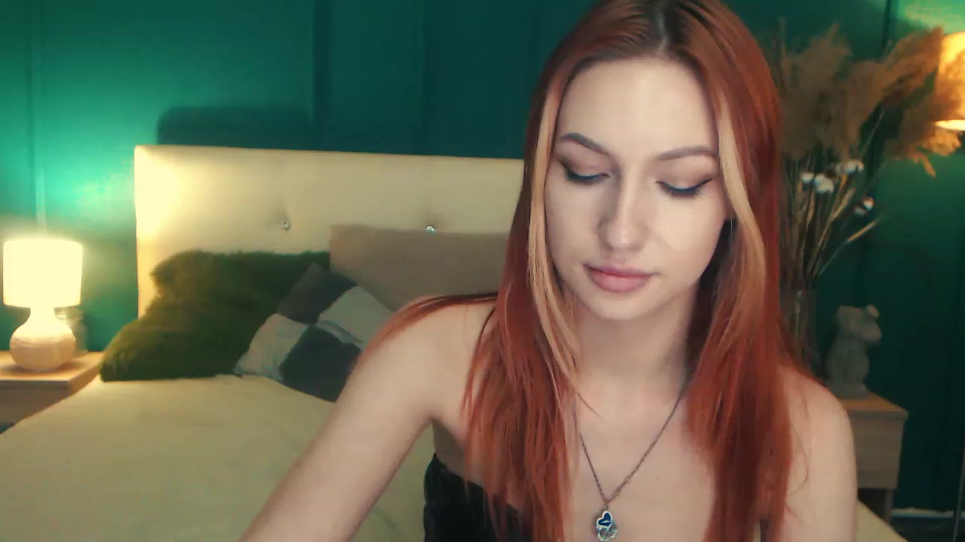 Gallery image thumbnail from LovelyGin's myfreecams stream on, 04/21/2023, 17:52 image 12 of 20